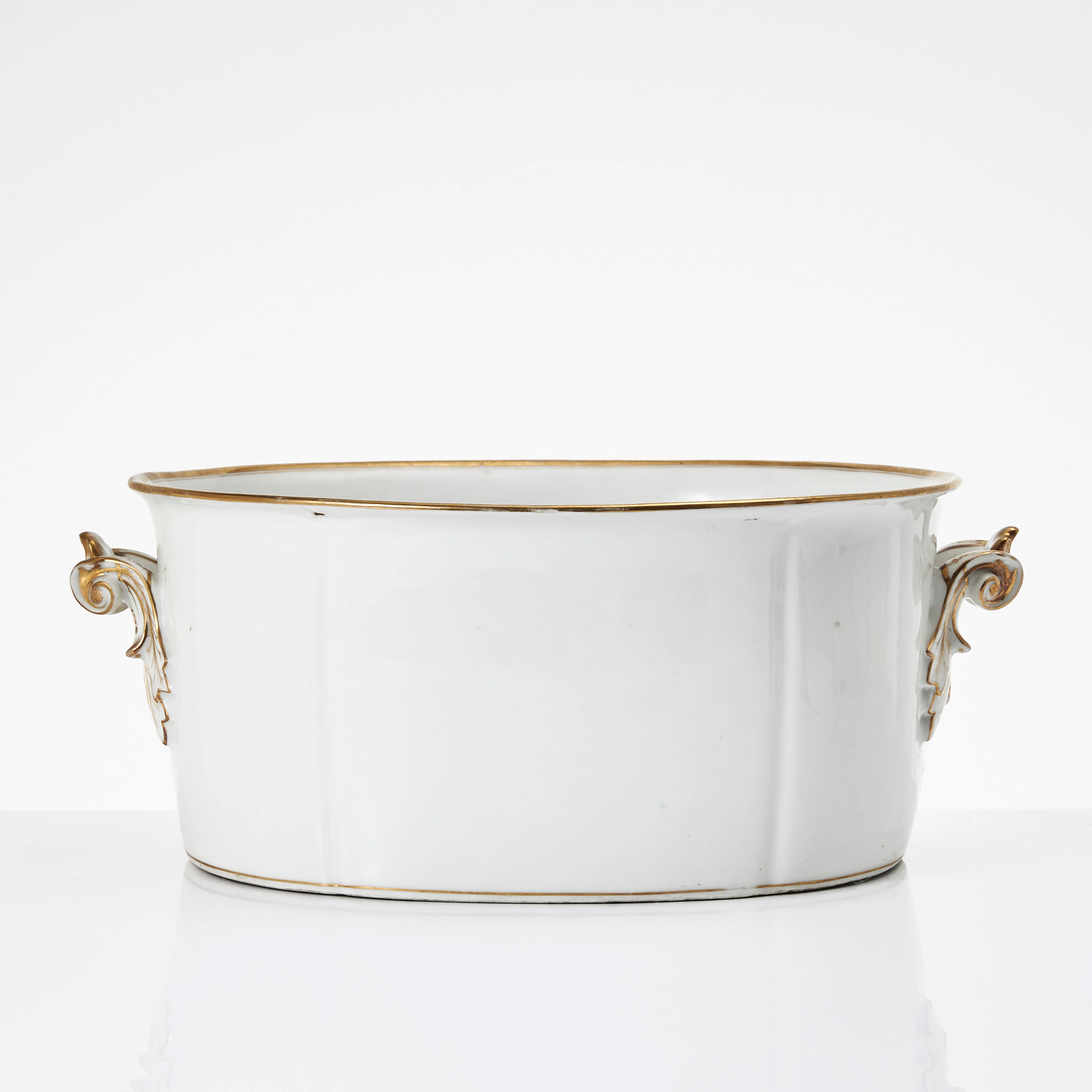 CHAMPAGNEKYLARE, porslin, Frankrike 1800-talets mitt, förgylld dekor.