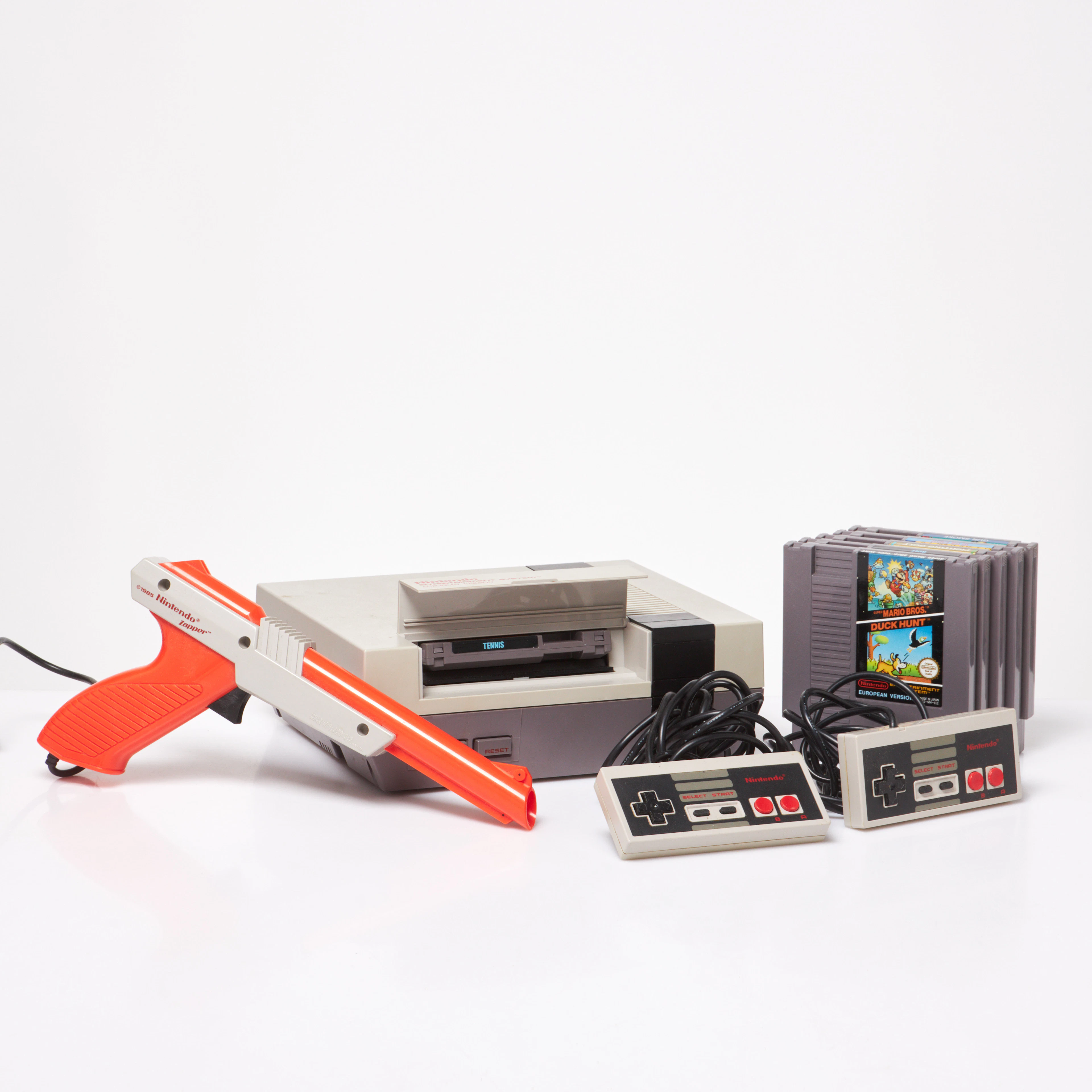 INTENDO ENTERTAINMENT SYSTEM ACTION SET, European version, 8 bitars