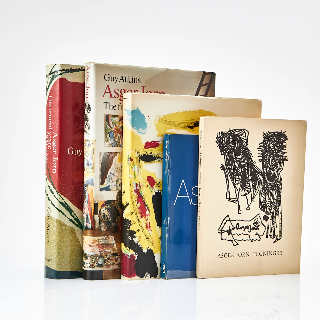 ASGER JORN, 5 VOLYMER, BÖCKER OCH KATALOGER.