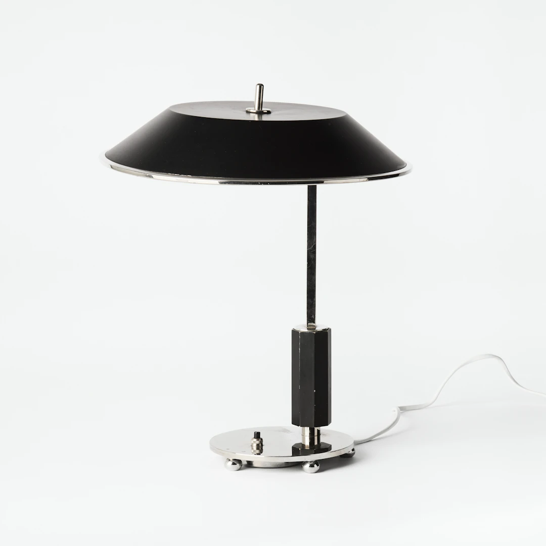 ERIK TIDSTRAND. Bordslampa, Nordiska Kompaniet, 1930-tal, modell 28902