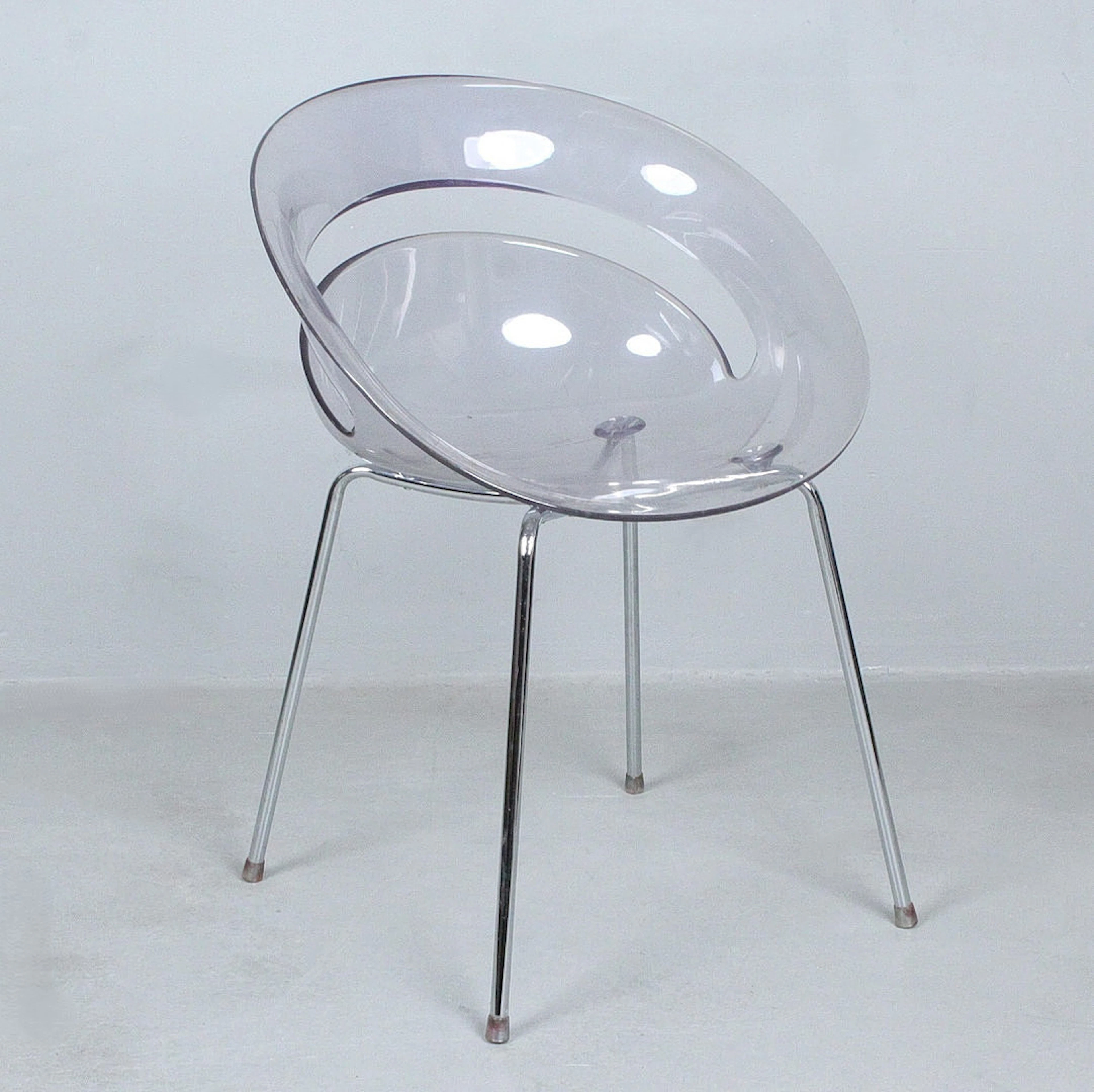 ARIK LEVY. Softline, Stuhl aus Plexiglas, Modell 'Tina', Italien.