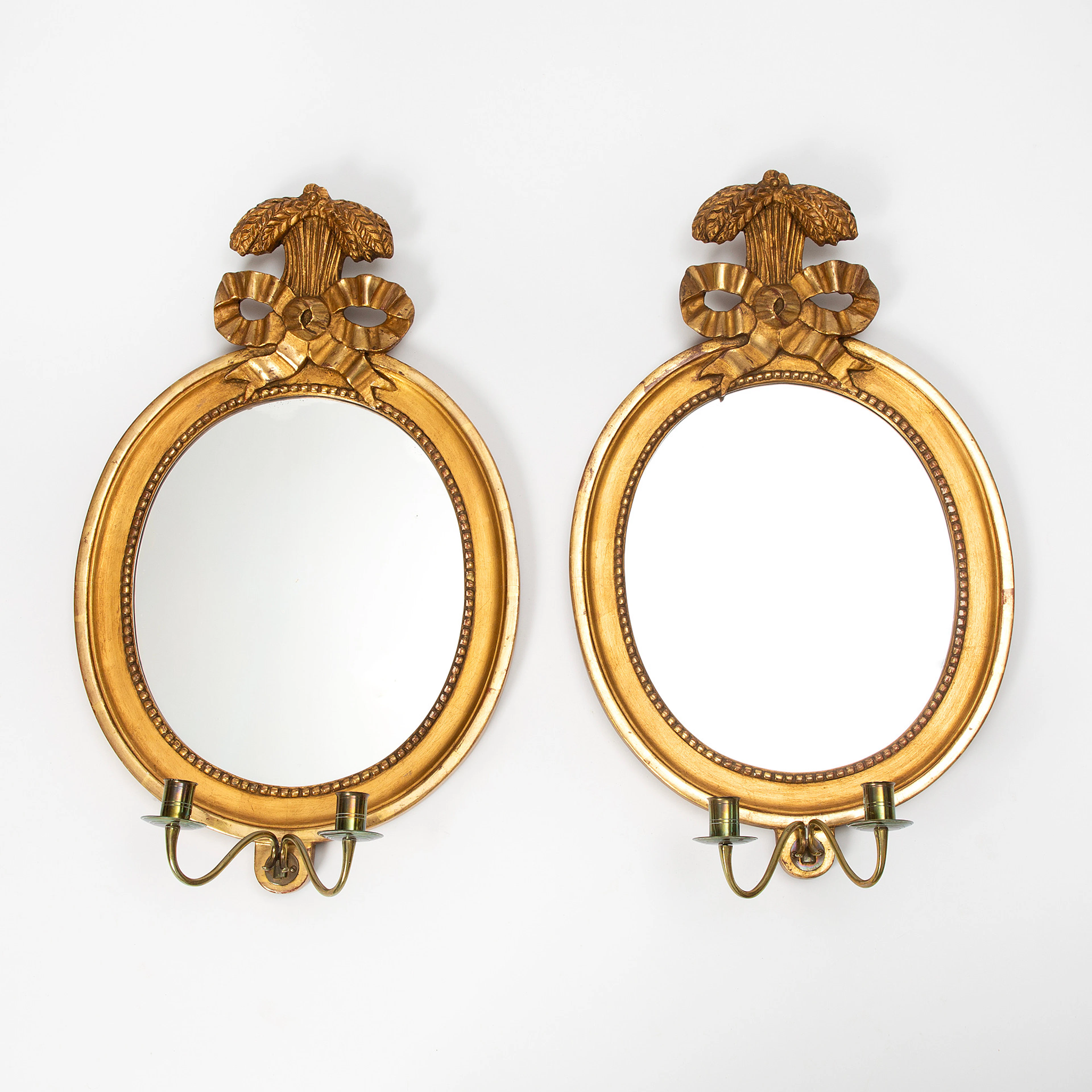 SPEGELLAMPETTER, ett par. Gustaviansk stil, 1800-tal.