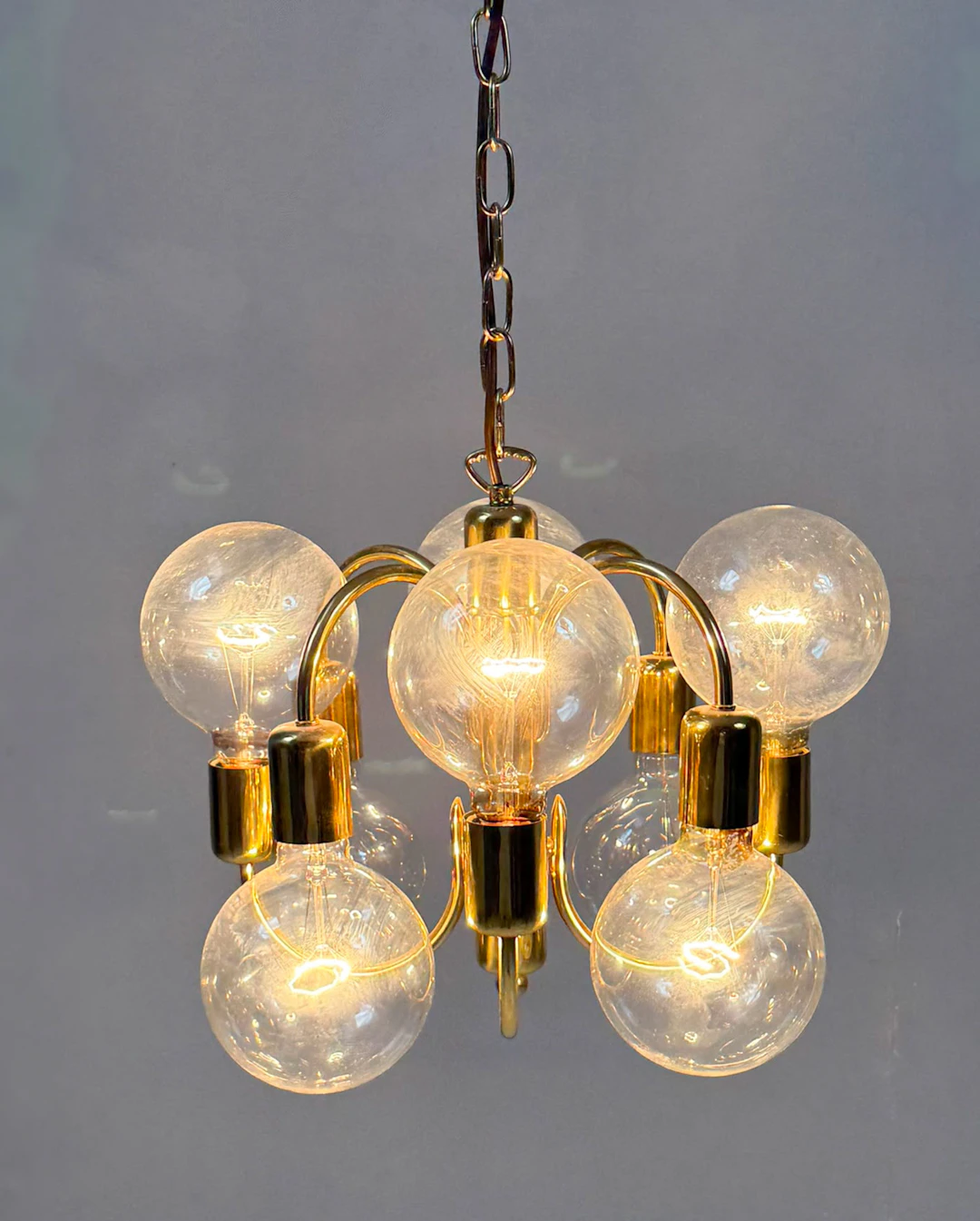 HANS AGNE JAKOBSSON. Mid Century Deckenlampe/Sputnik, 1970er Jahre.