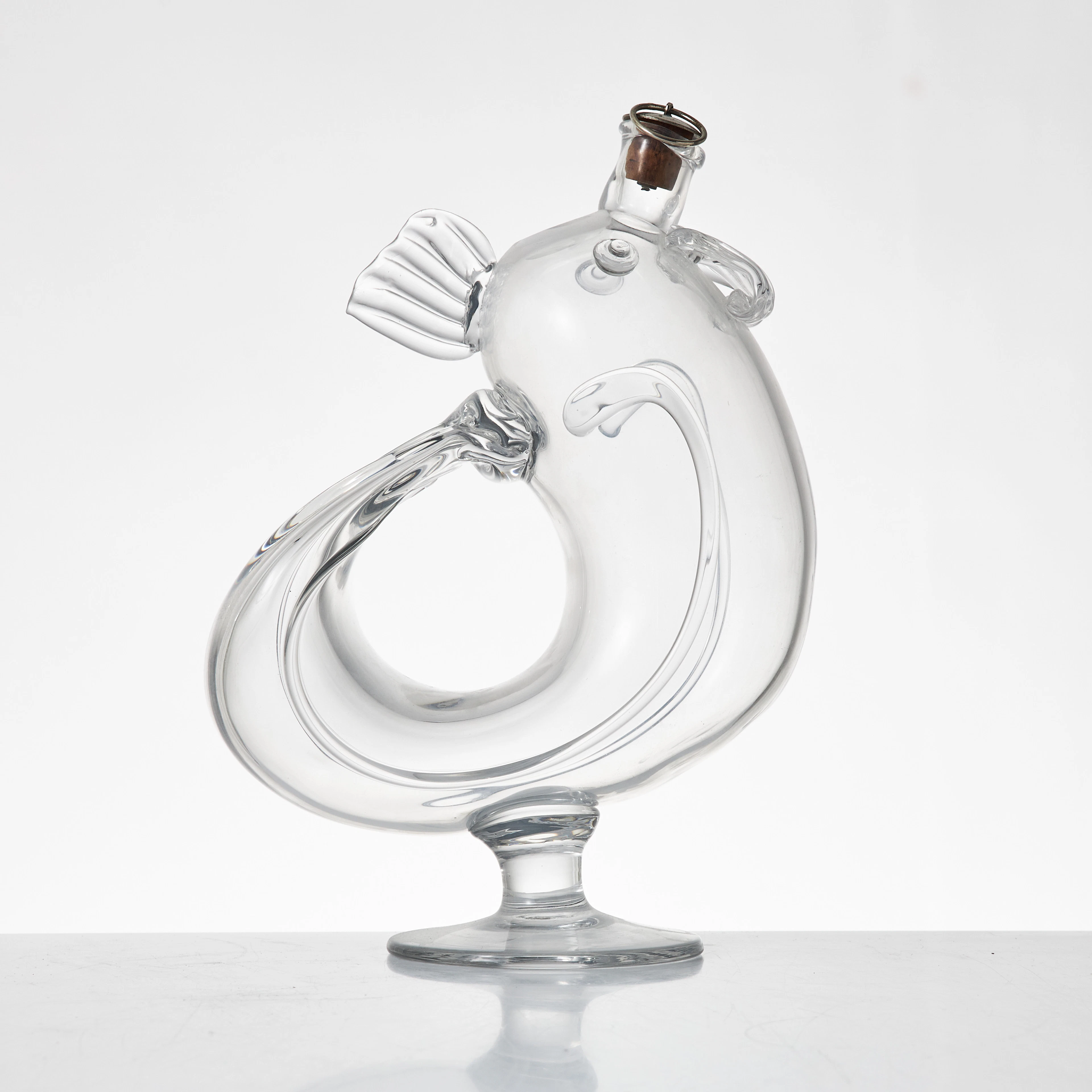 HUGO GEHLIN. Brännvinsfisk, Gullaskufs glasbruk 1930/40-tal. Spår av etikett.