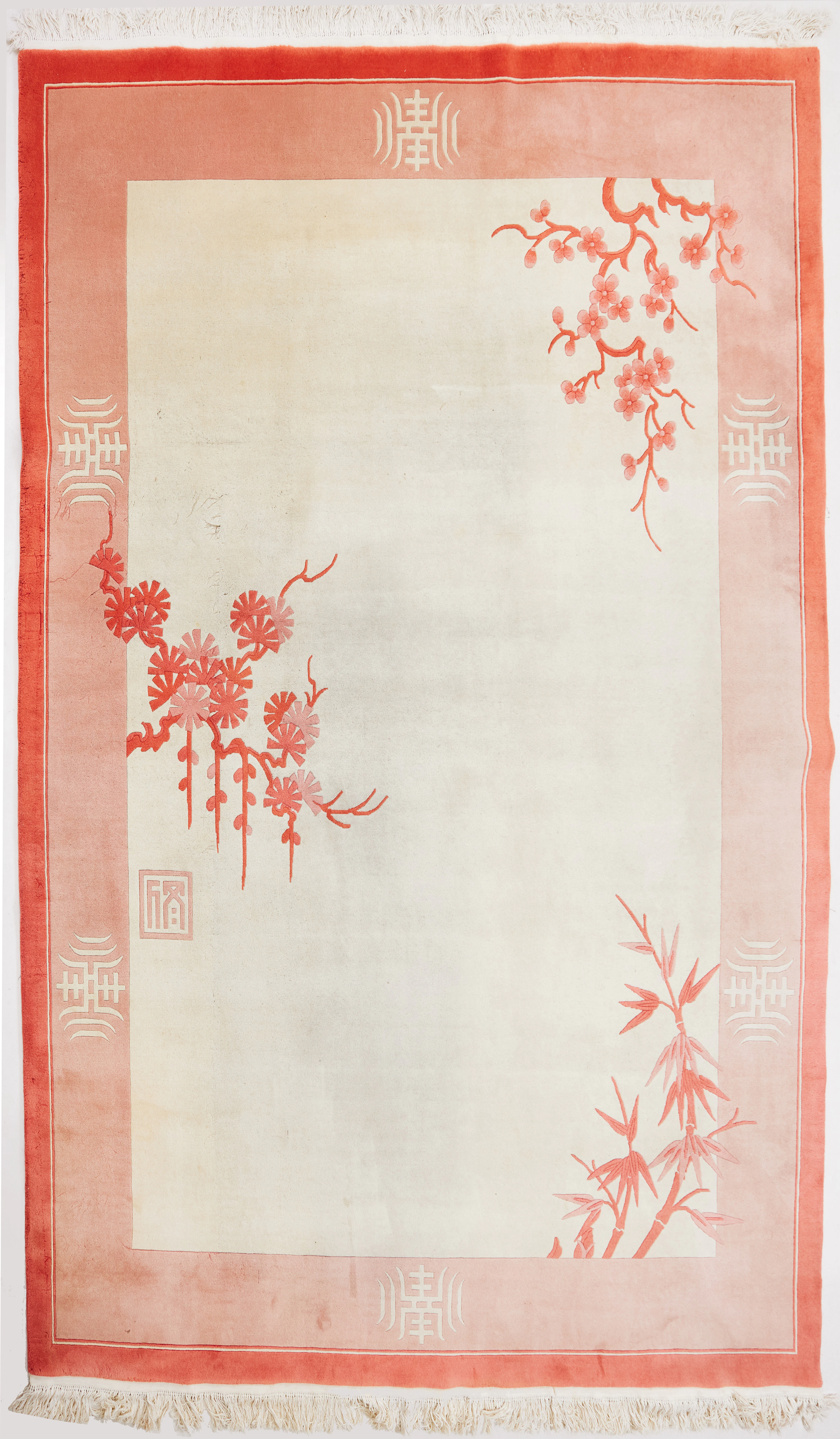 ORIENTMATTA, Kina, ca 373x272 cm.