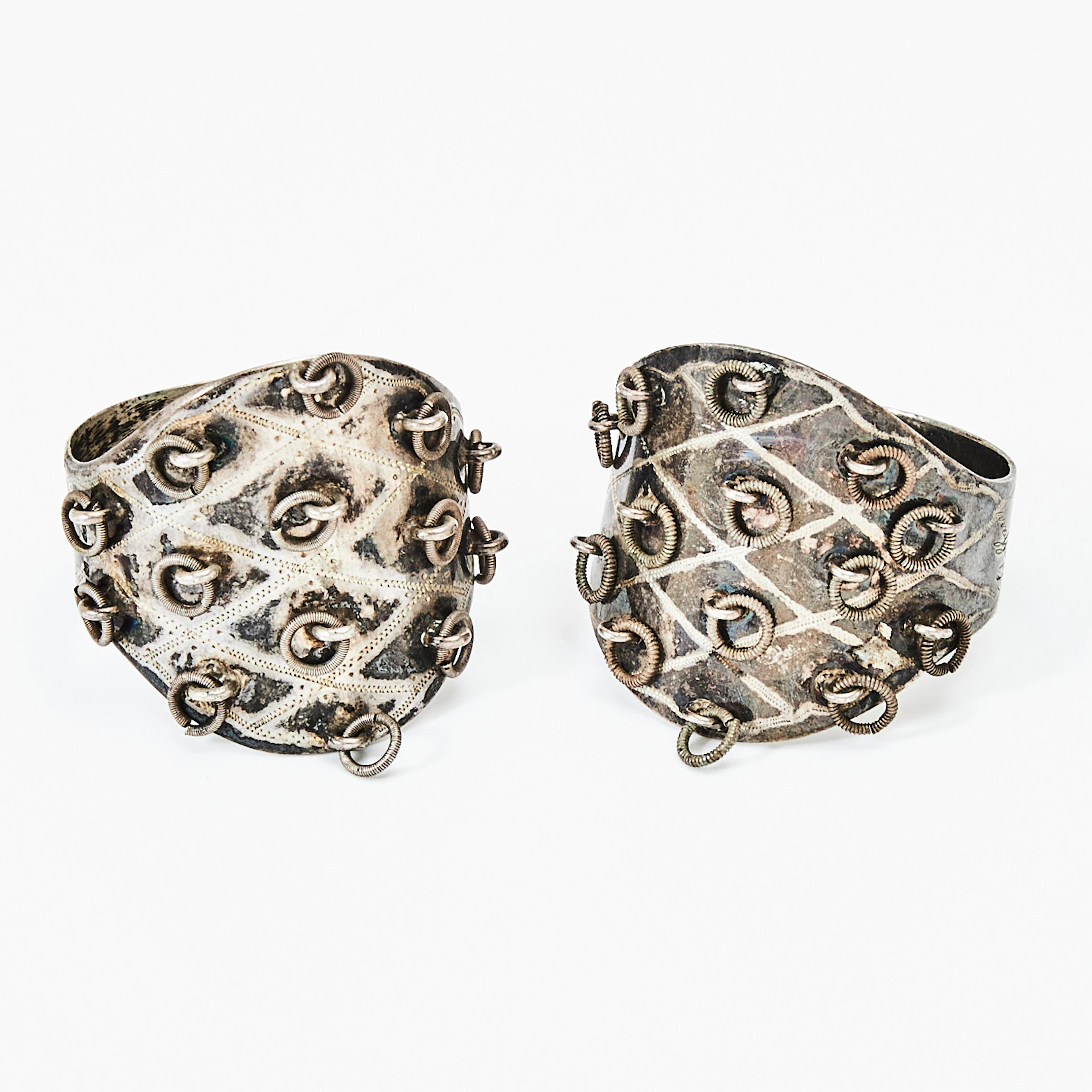 SKRAMELSÖLJOR, 1 par, silver, Eric Lindbäck, Nederkalix 1948.