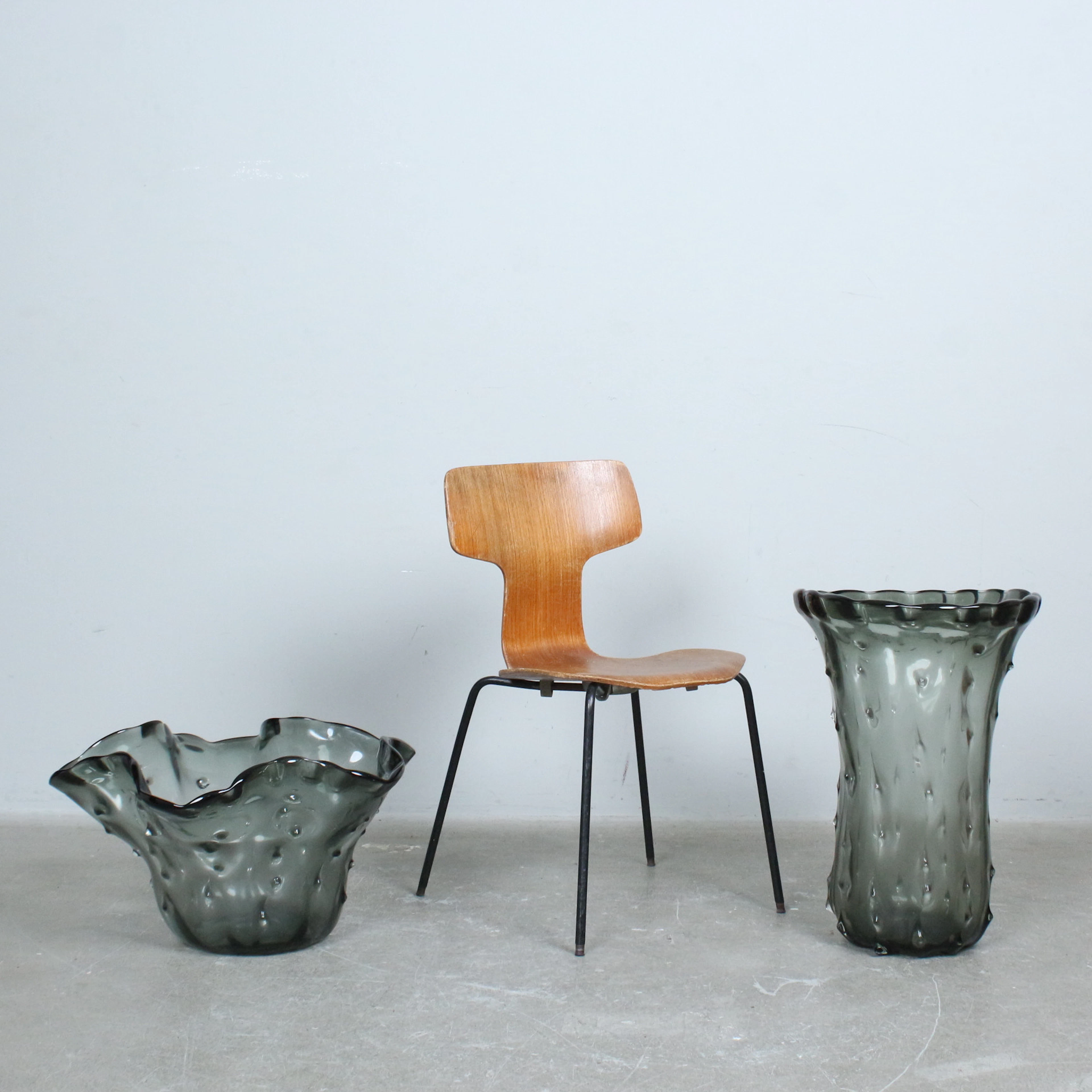 Große italienische Fazzoletto Schale/Vase und Bodenvase der 1970er (2).