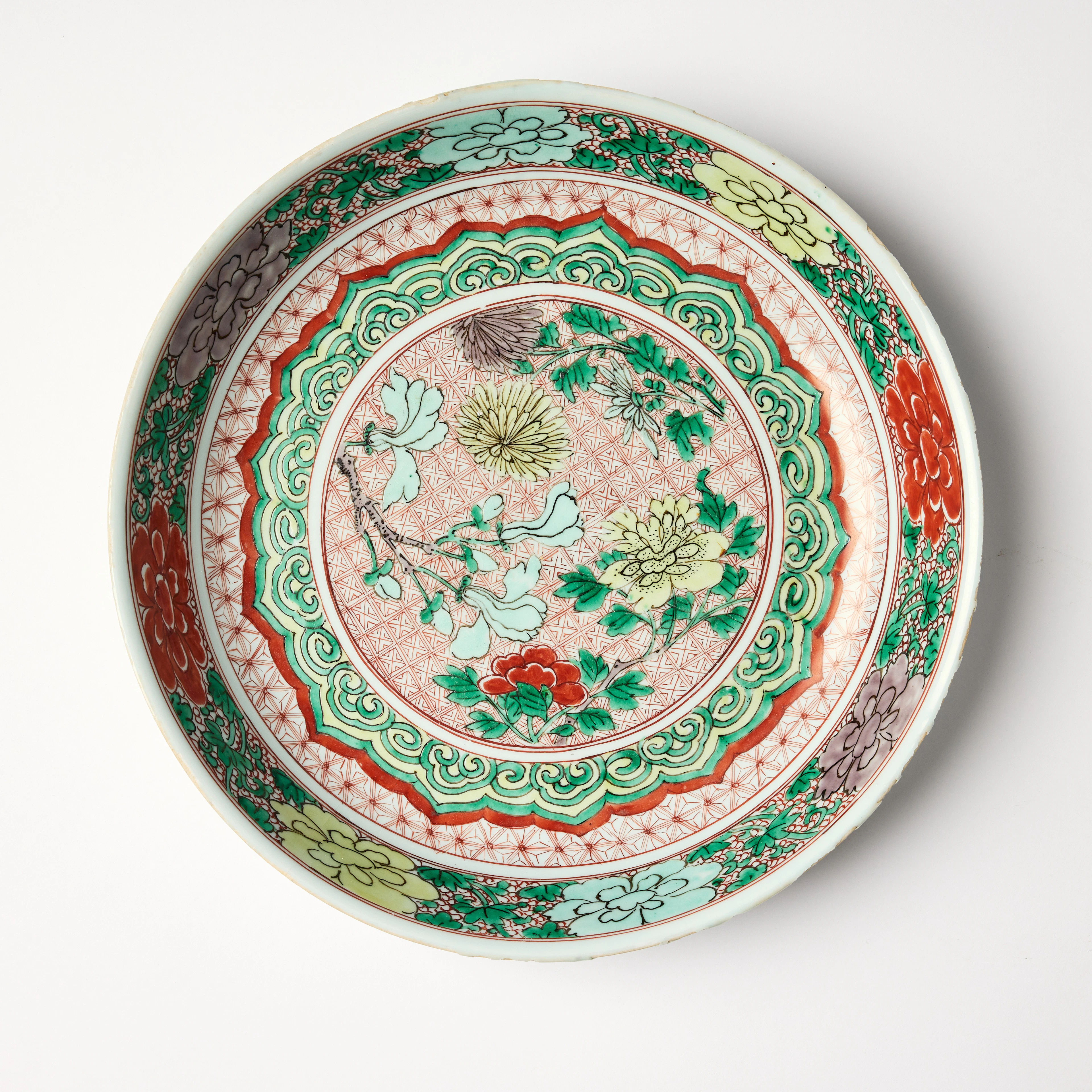 A Chinese Famille Verte Saucer Dish.