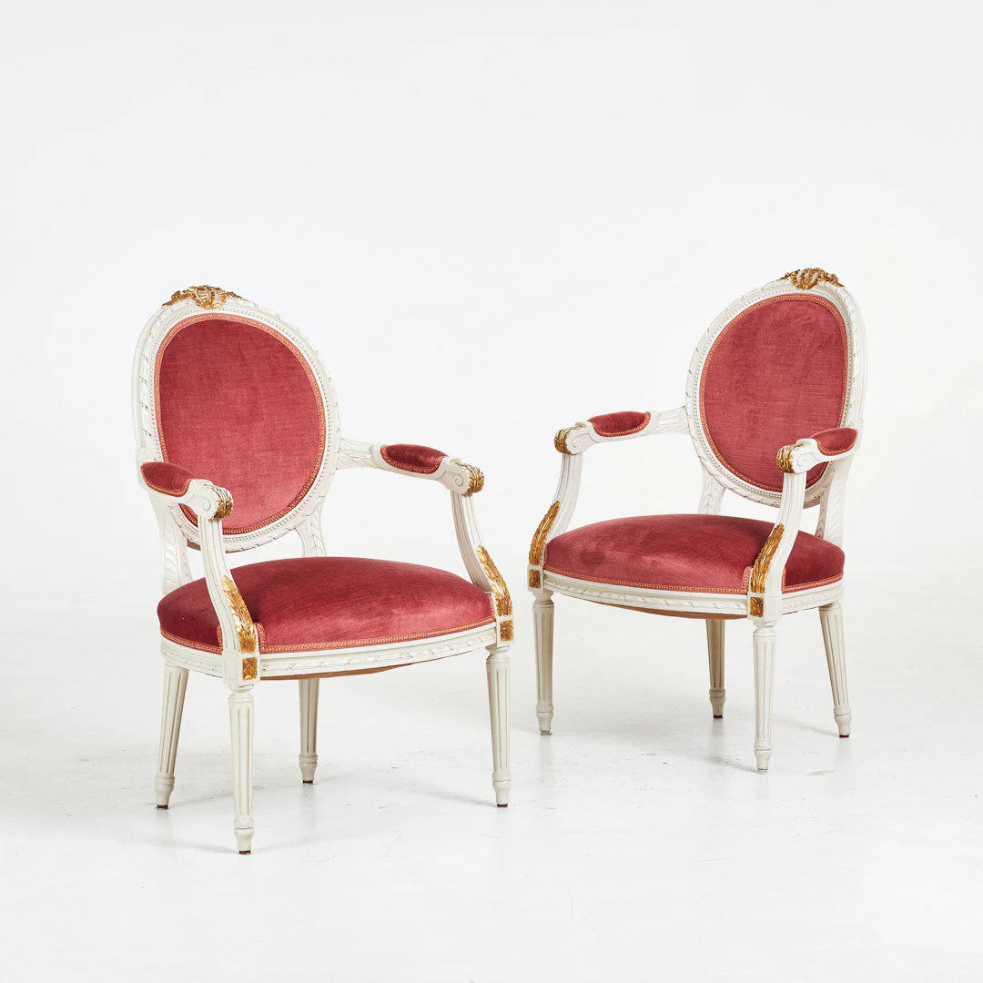 KARMSTOLAR, ett par, gustaviansk stil, 1900-tal.