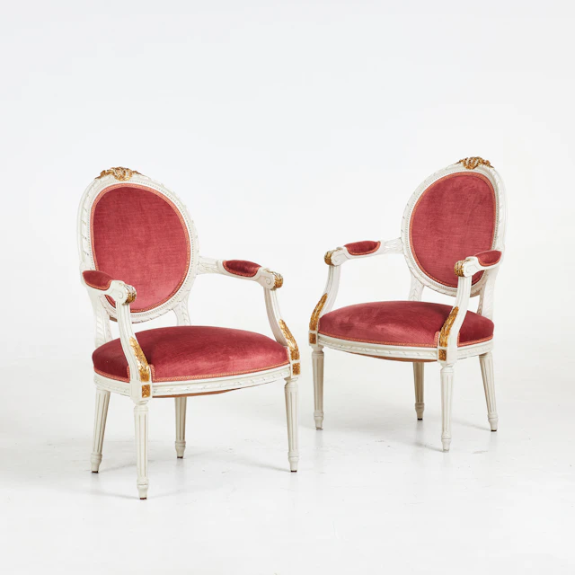 KARMSTOLAR, ett par, gustaviansk stil, 1900-tal.