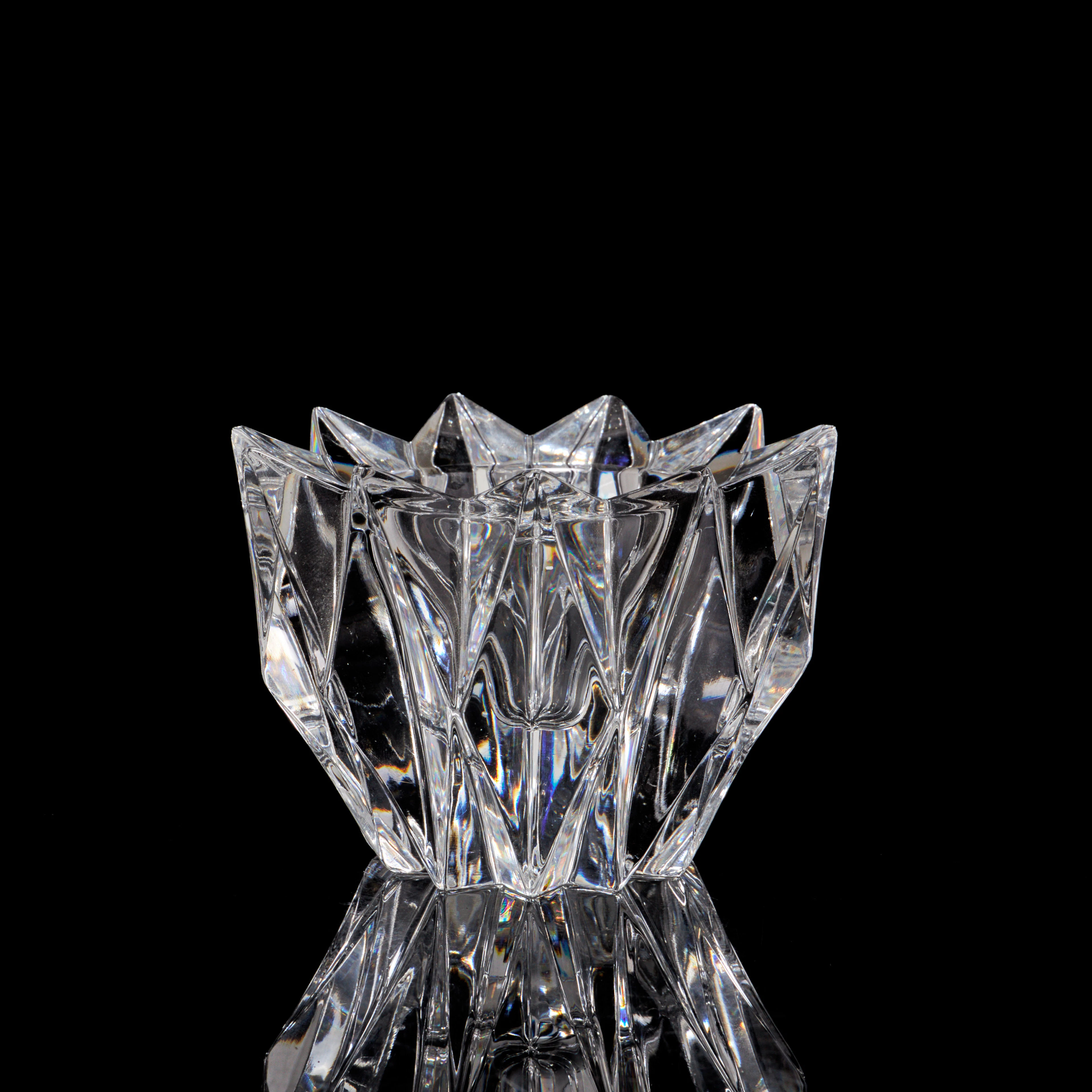 AIMO OKKOLIN. Skål, "Näckros", glas, signerad.