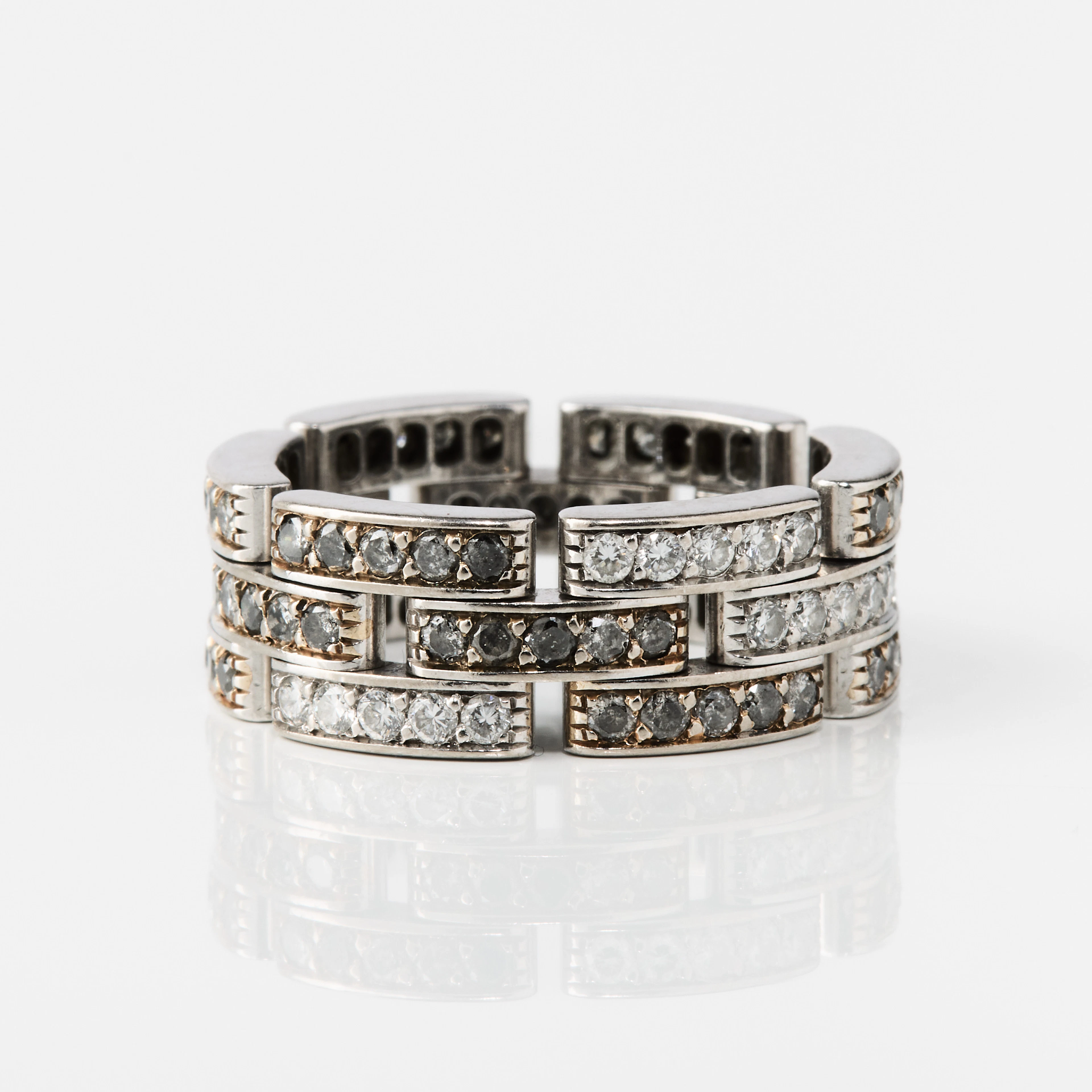 CARTIER. Ring, "Maillon Panthere", 18K vitguld med diamanter, Paris.