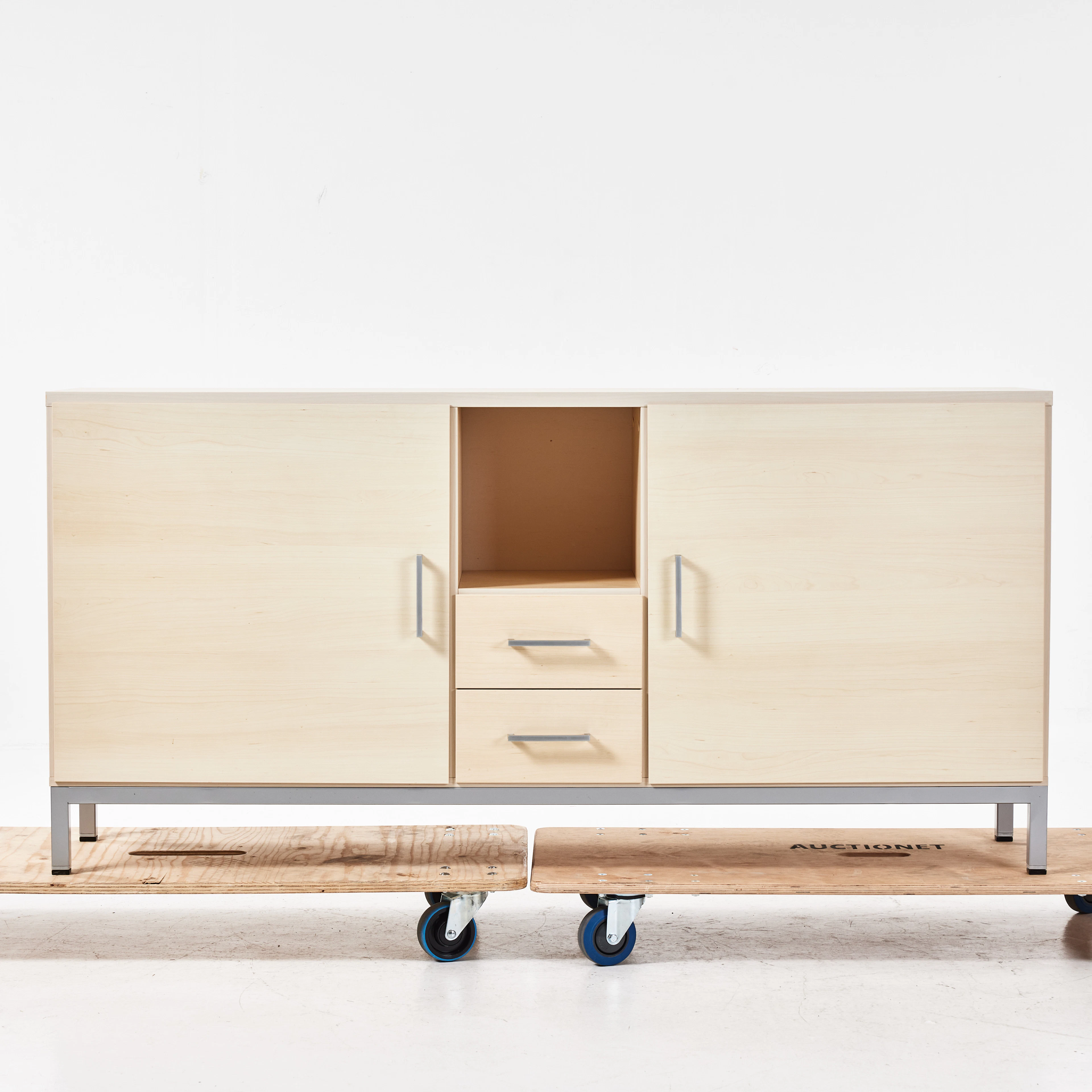 BOCONCEPT, skänk, 2000-talets början, fanerad i lönn, 2 lådor, hyllplan