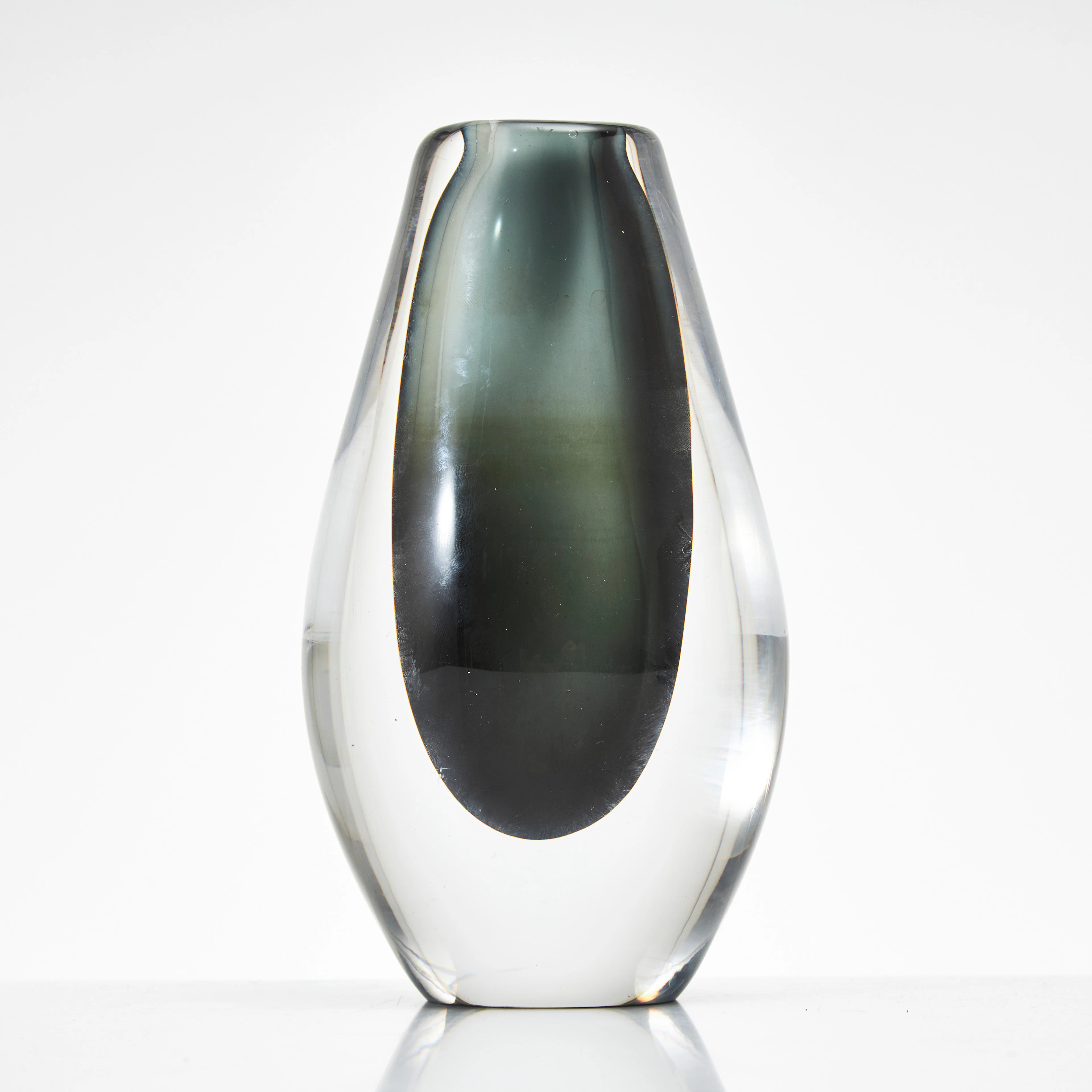 SVEN PALMQVIST. Vas, glas, signerad Pu 3611, Orrefors.
