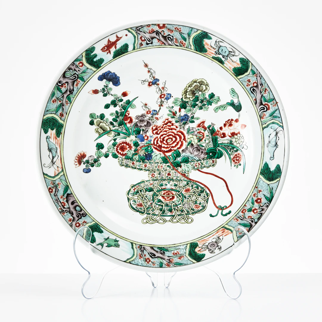 FAT, porslin, Kina, 1800-talets slut, Kangxi-stil, dekor i famille