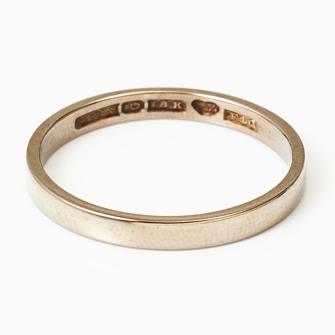 RING, 18 k rodierat vitguld, slät modell, Ceson, Malmö 1980.
