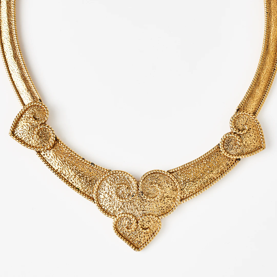 JOAN COLLINS, "Rigid Link Scrolled Heart Necklace" costume jewellery