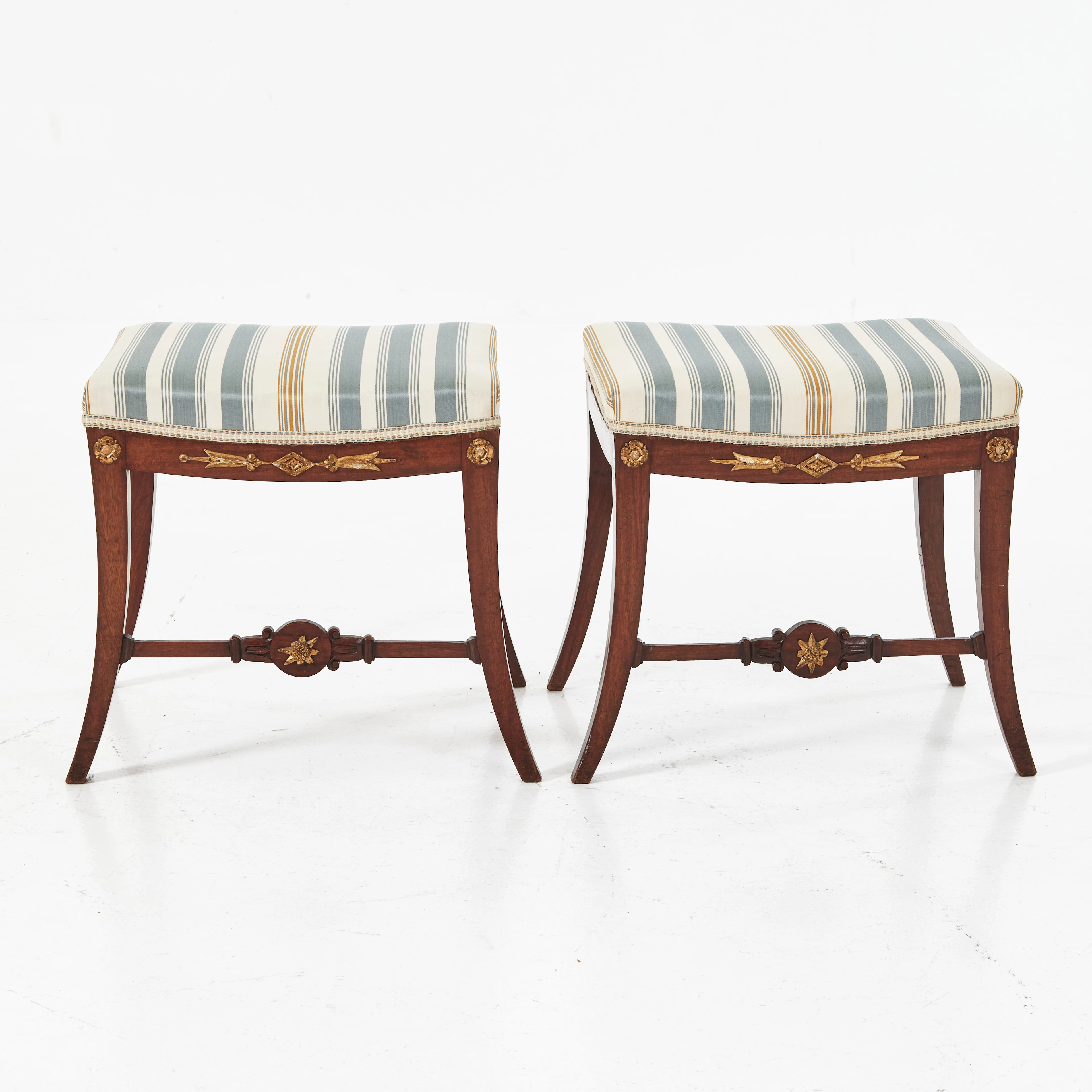 TABURETTER, 1 par, sengustavianska stockholmsarbeten, 1800-talets