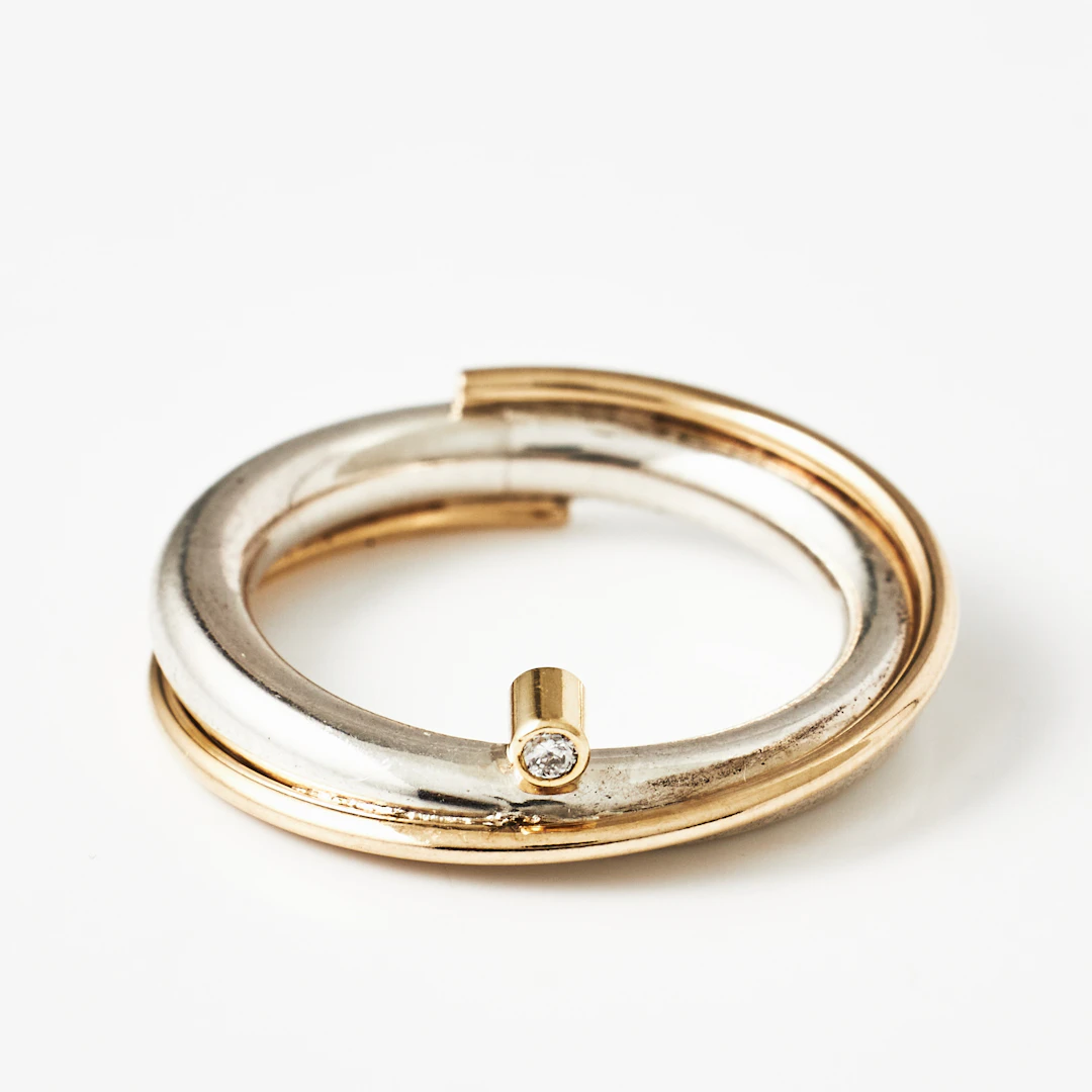 HEIRING JEWELLERY, ring, sterlingsilver, briljant i 18 k guldmontering.