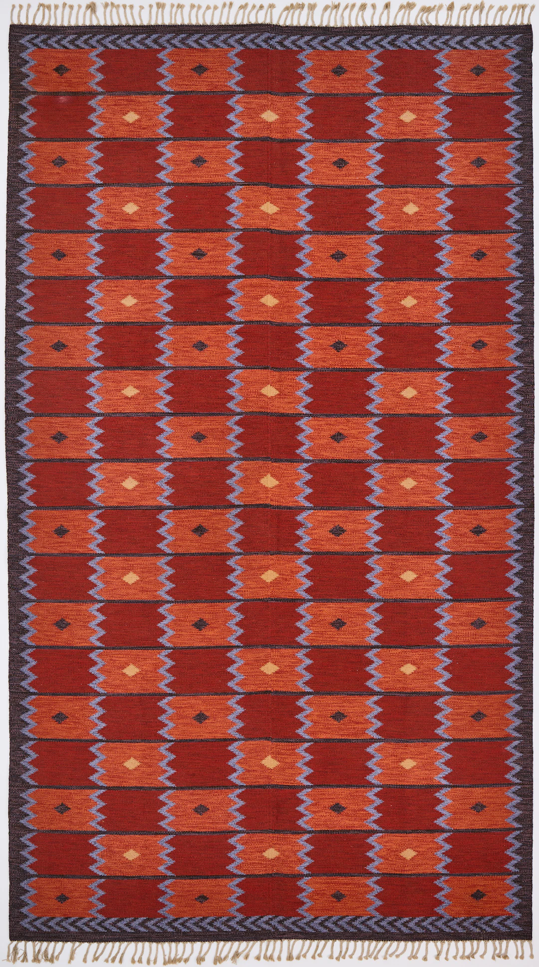 BERIT WOELFER. "Garden", matta, Kasthall, rölakan, 484 x 277 cm.