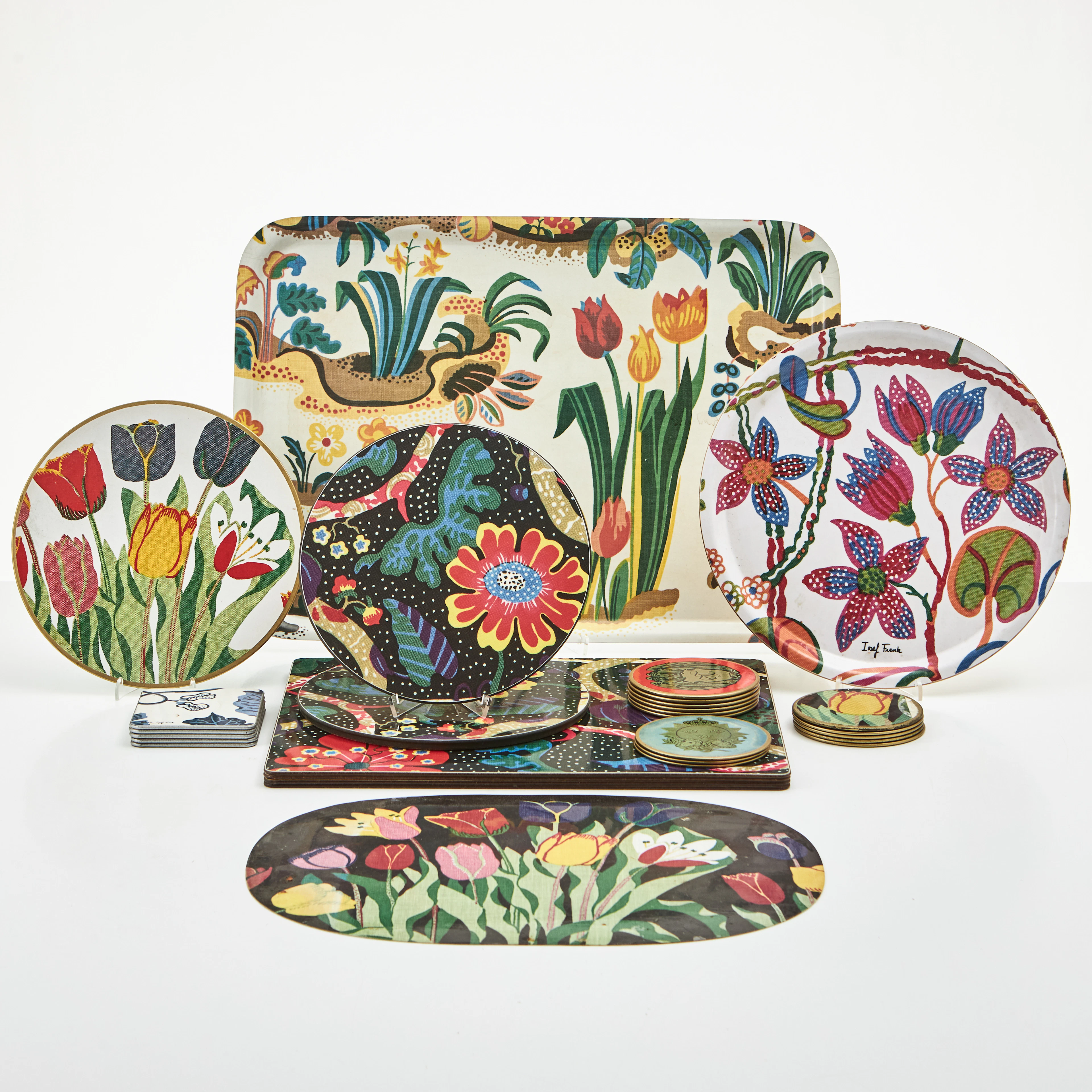 JOSEF FRANK. BRICKA, tabletter och underlägg / coasters, firma Svenskt Tenn.