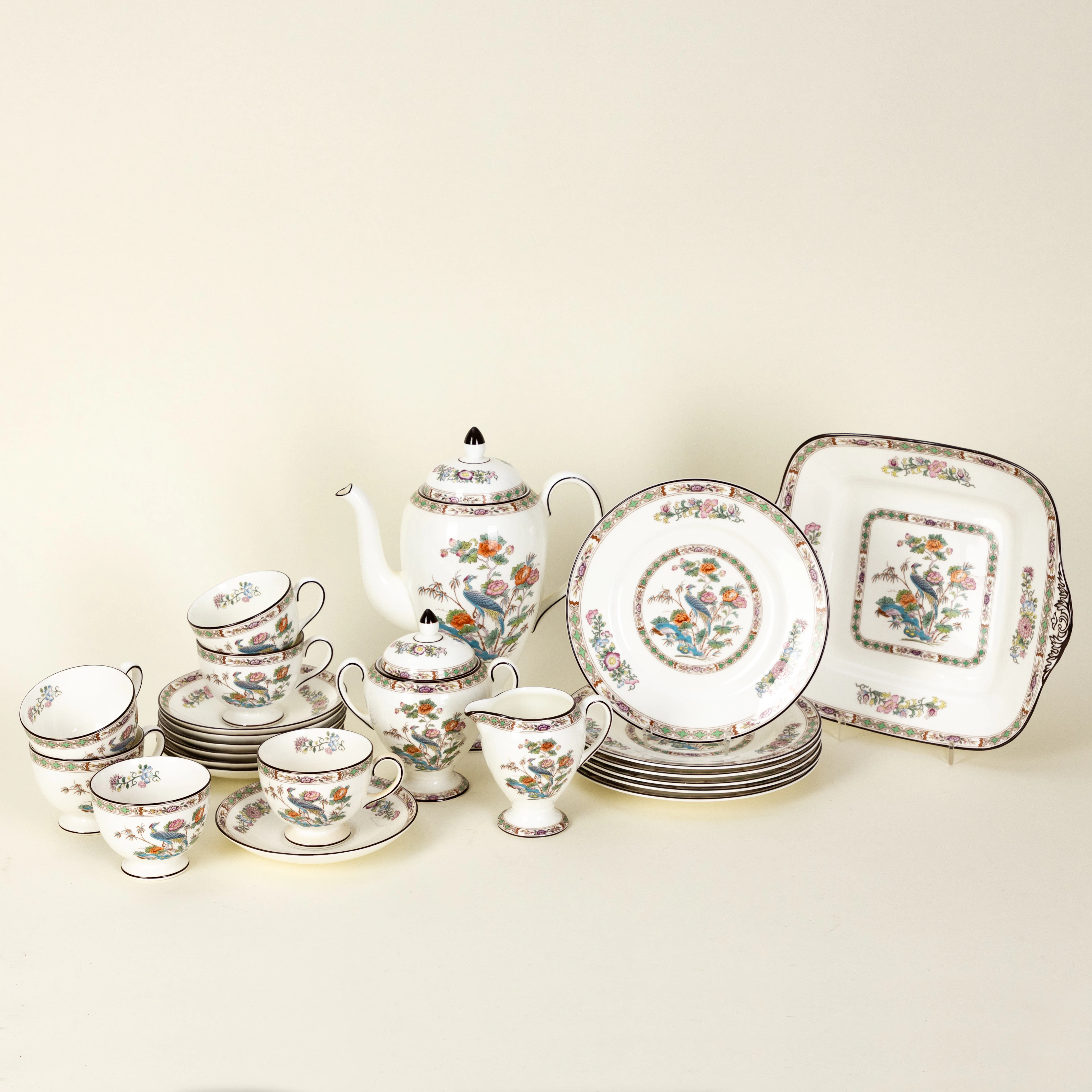 WEDGWOOD. Kaffeeservice für sechs Pesonen, Dekor ´Kutnai Crane`, Stoke-on