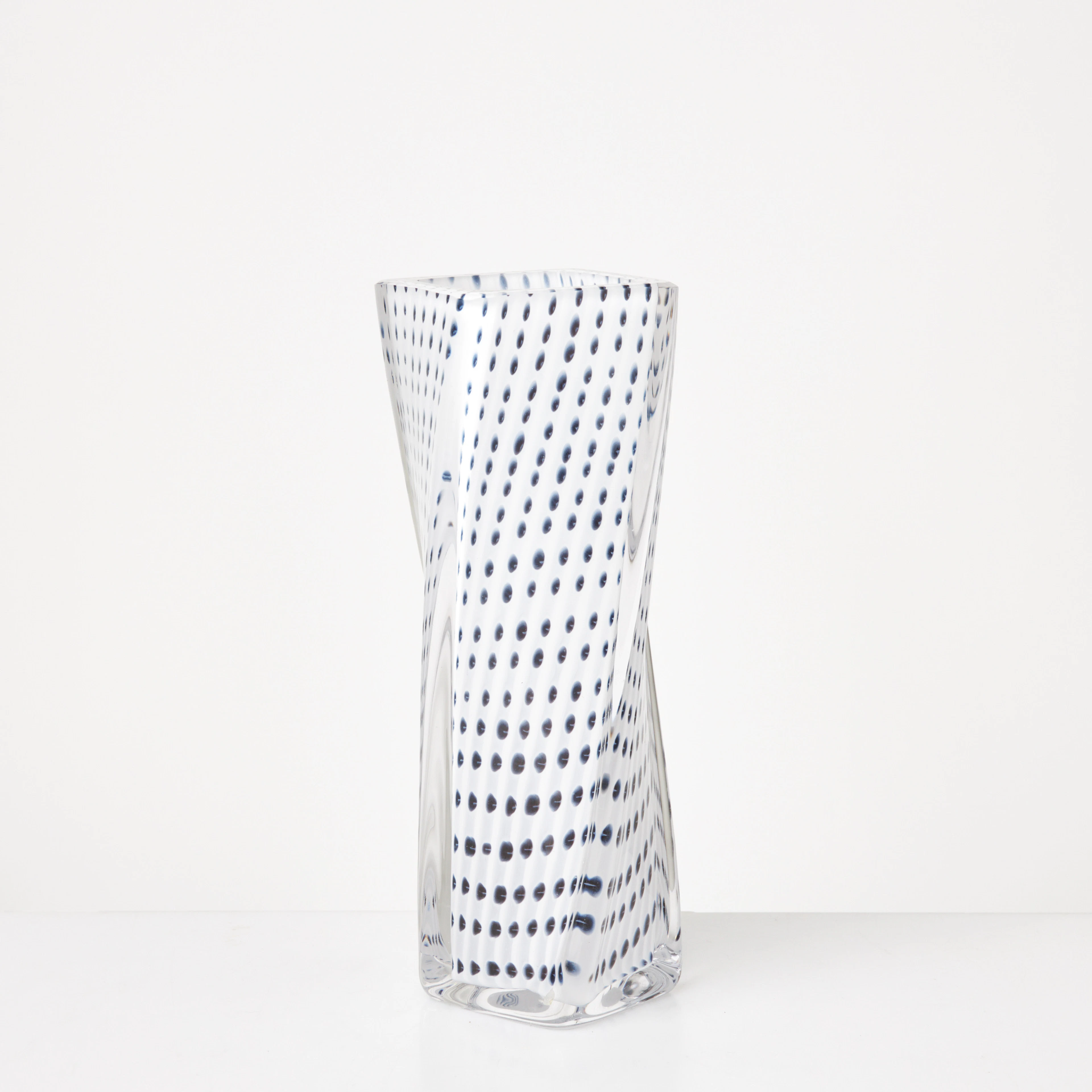 JAN-ERIK RITZMAN. Vas, "Turning Torso", glas, Transjö.