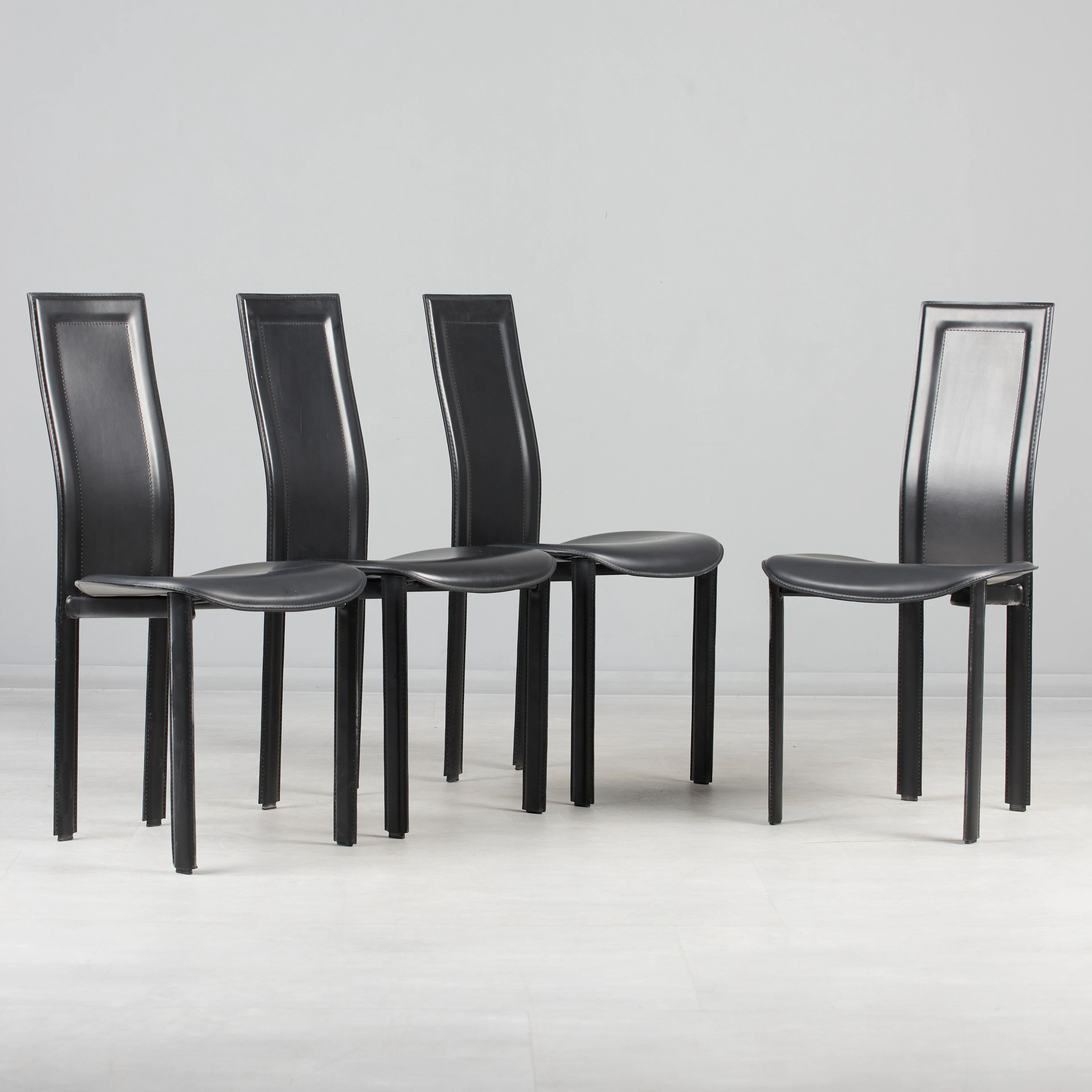 GIORGIO CATTELAN. Cattelan, Stühle / Esszimmerstühle, Modell 'Lara'