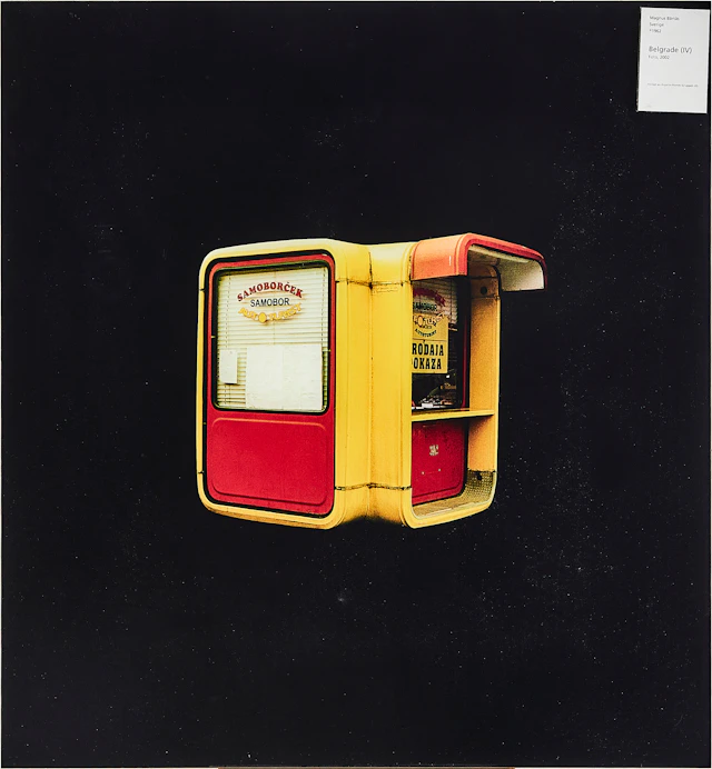 MAGNUS BÄRTÅS. "Belgrade (IV)" ur serien "Satellites, 1998-2005".