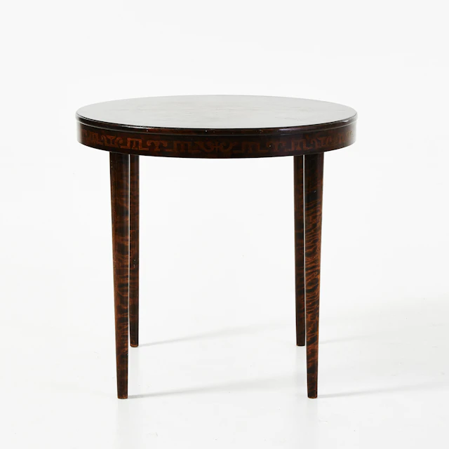 BORD, art deco, 1900-talets början, fanerad i infärgad björk, intarisadekor.