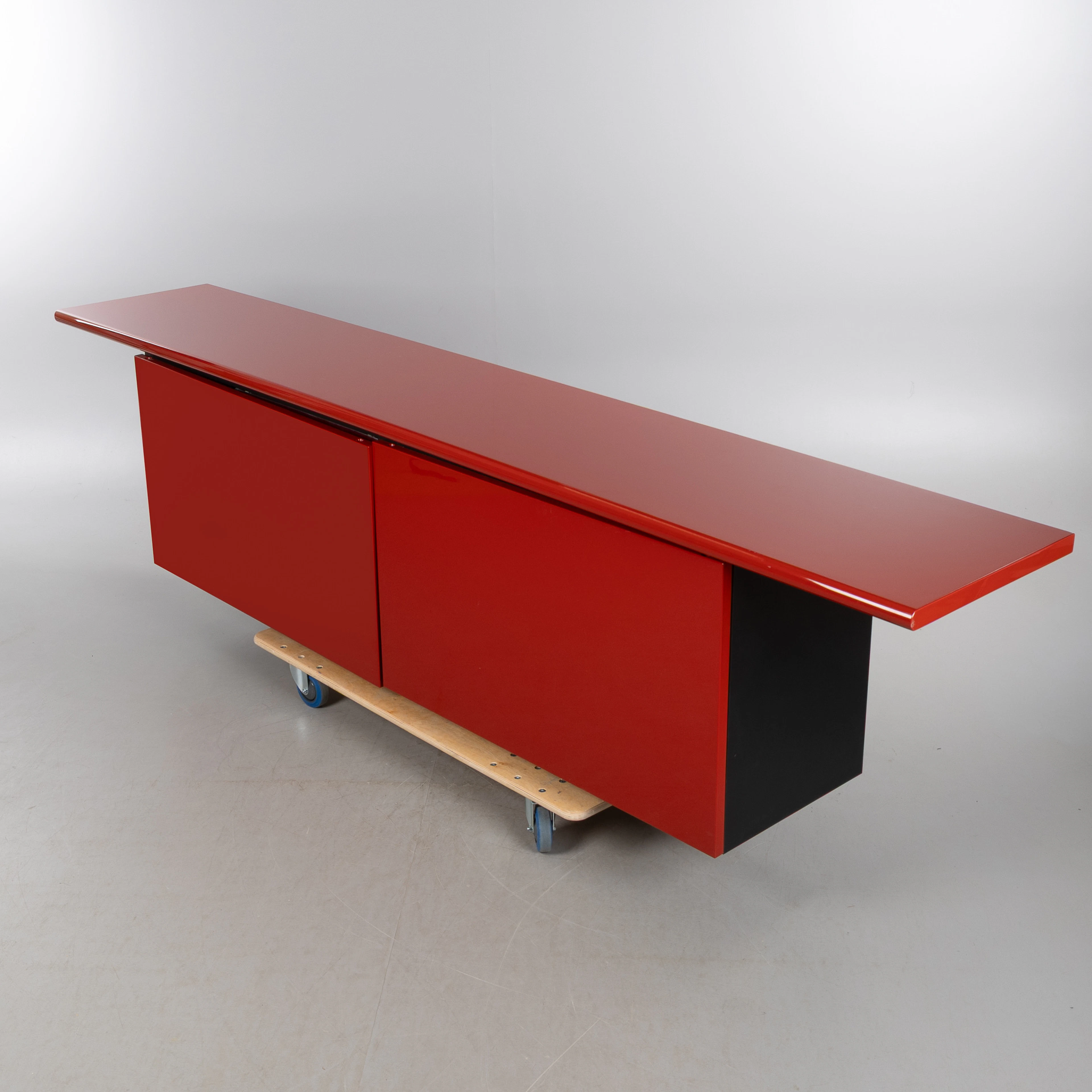 LUDOVICO ACERBISA & GIOTTO STOPPINO. ”Sheraton” sideboard, Acerbis