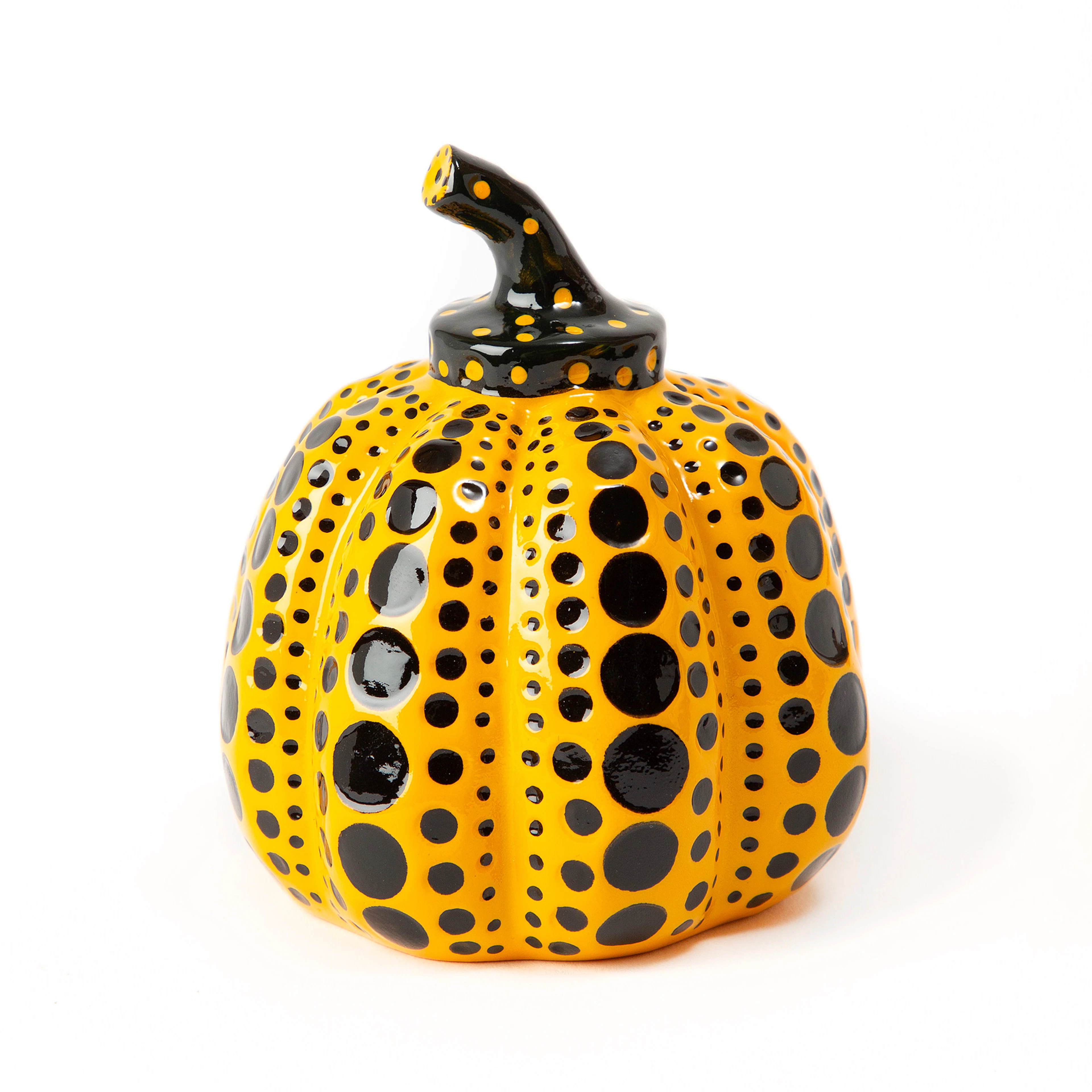 YAYOI KUSAMA. Efter, skulptur, ”Pumpa”, målad och gjuten resin, 2000-tal.