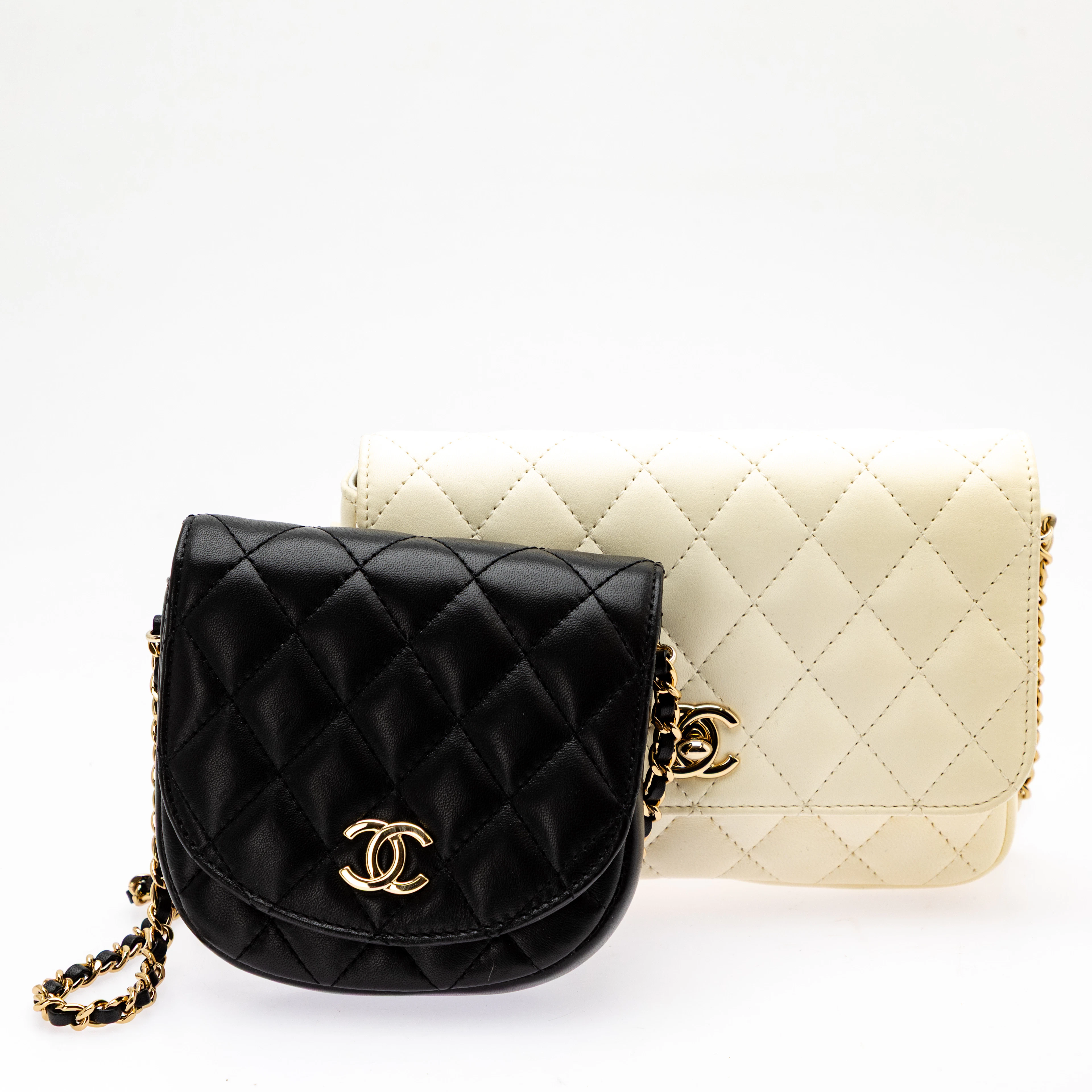 CHANEL. Side Pack Flap bag / Crossbody-Tasche, 2019.