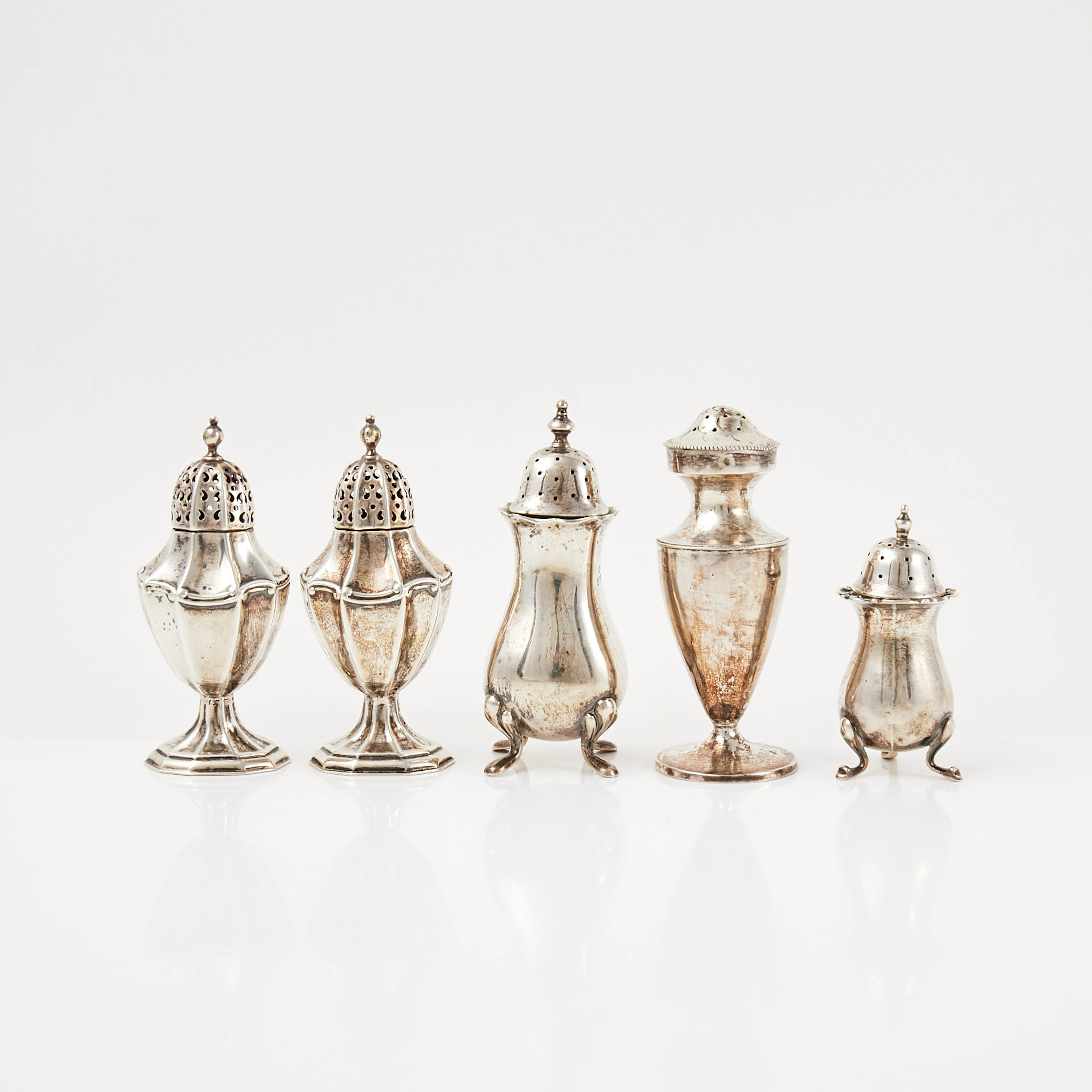 STRÖARE, 5 st, silver, olika tillverkare och år, bl.a London, Birmingham