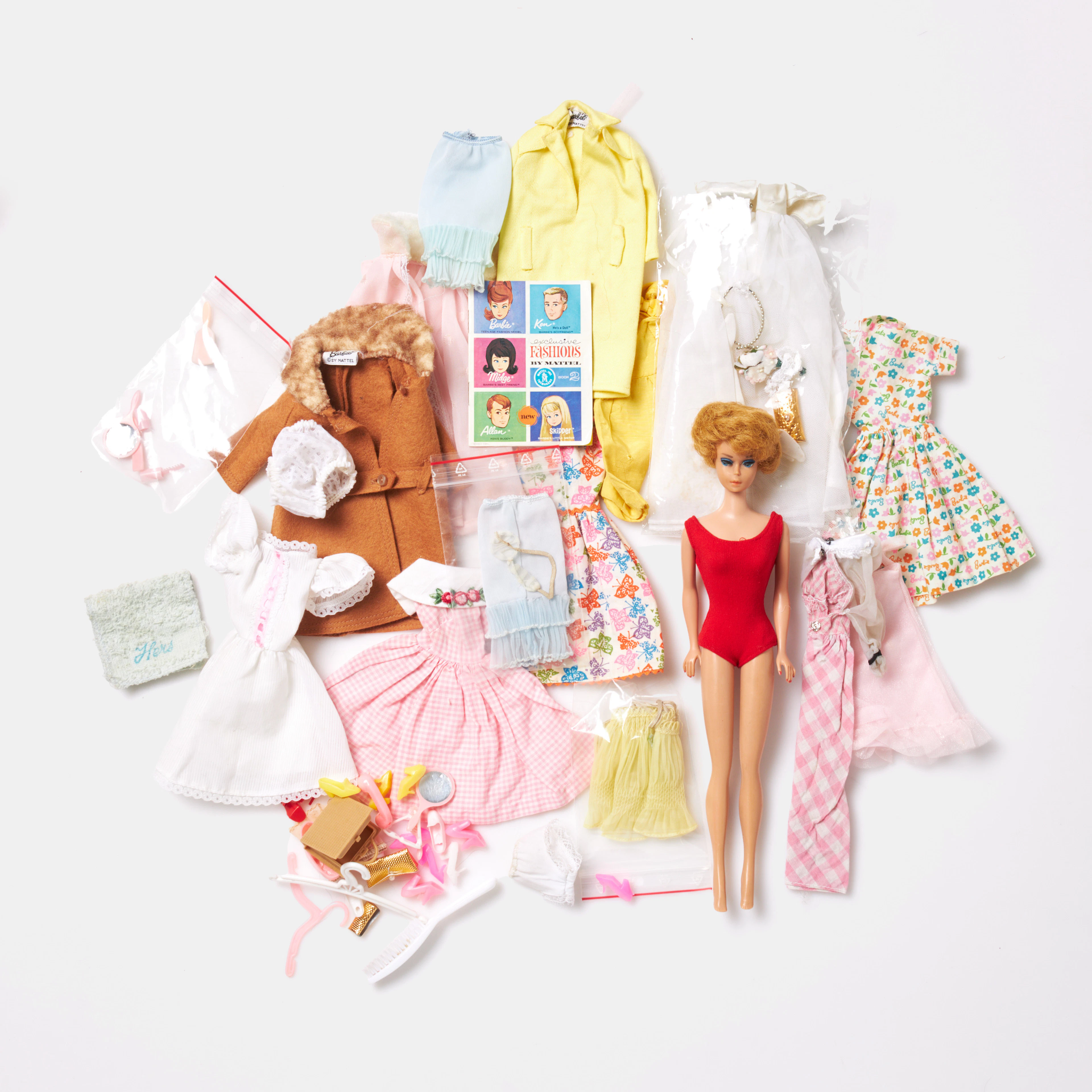 MATTEL, Midge "Bubble Cut" med kläder och accessoarer, samt väskgarderob