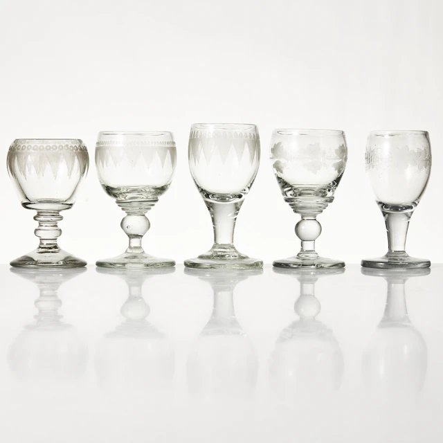 VINGLAS, 5 stycken, 1800-talets mitt.