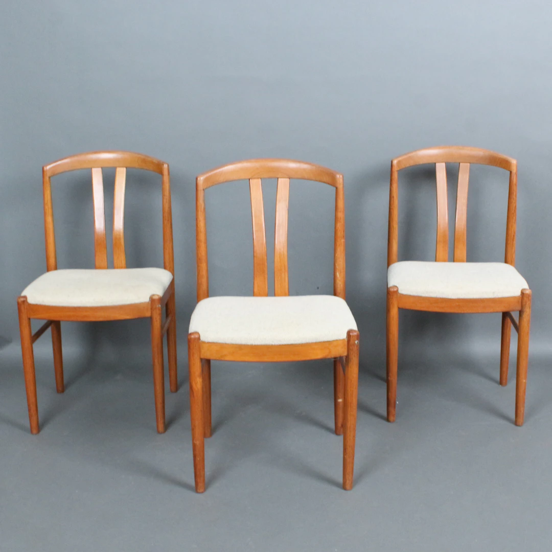 CARL EKSTRÖM. Albin Johansson & Söner, Drei Stühle/Esszimmerstühle