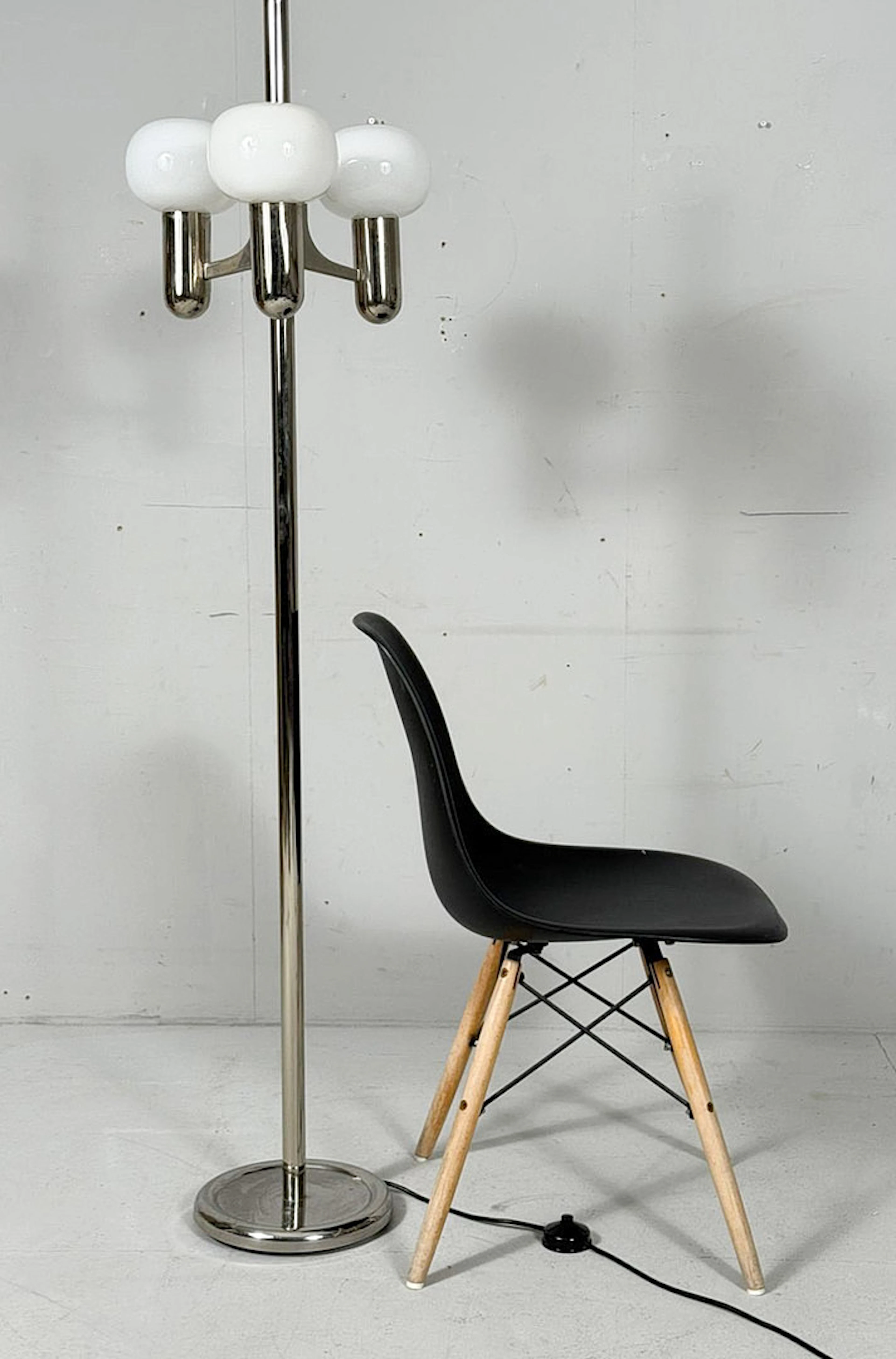 Mid Century Stehlampe/Stehleuchte von Gaetano Sciolari, Italien, 1970er Jahre.