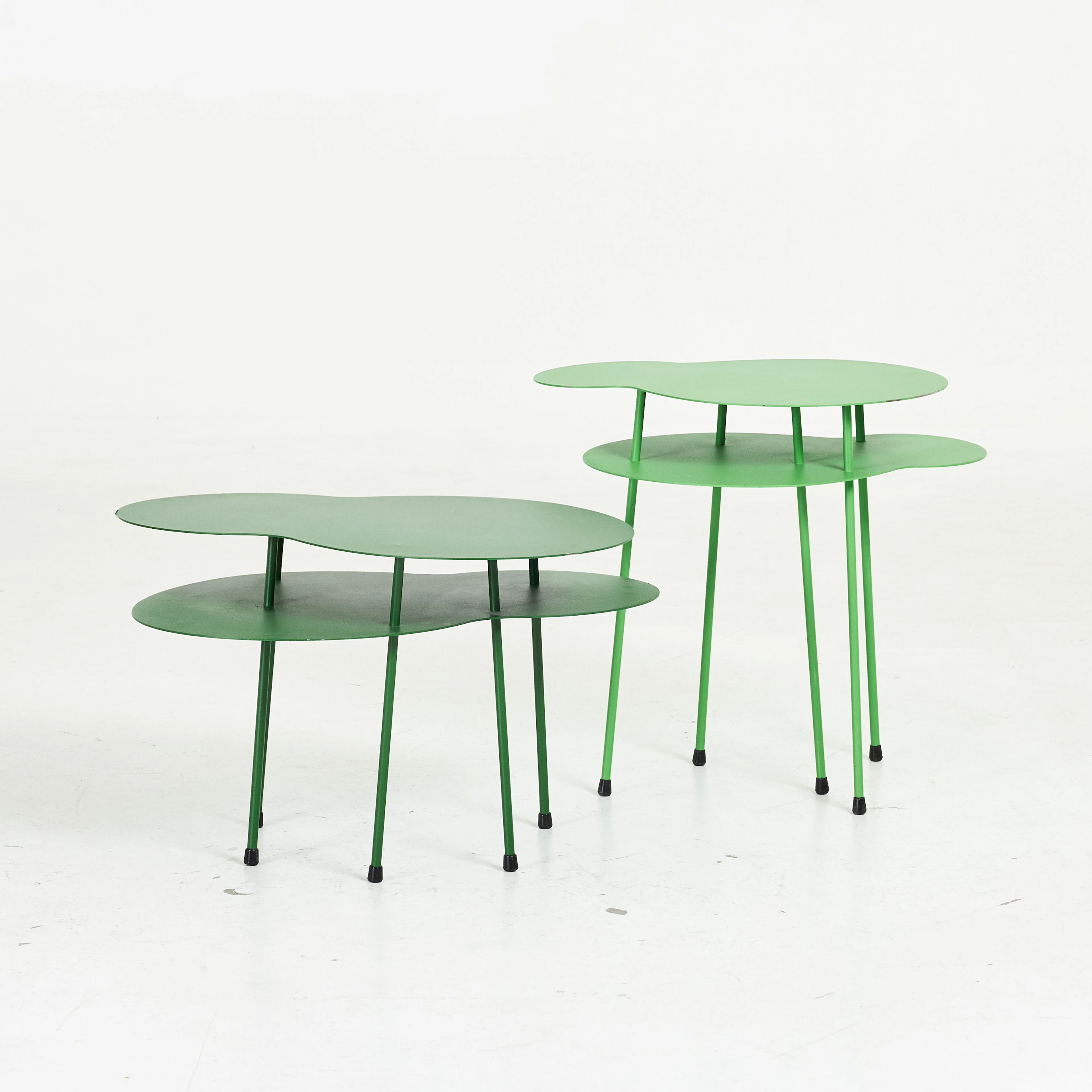 EERO KOIVISTO. Bord, 2 st, "Amazonas", för Offect, formgivna 2008