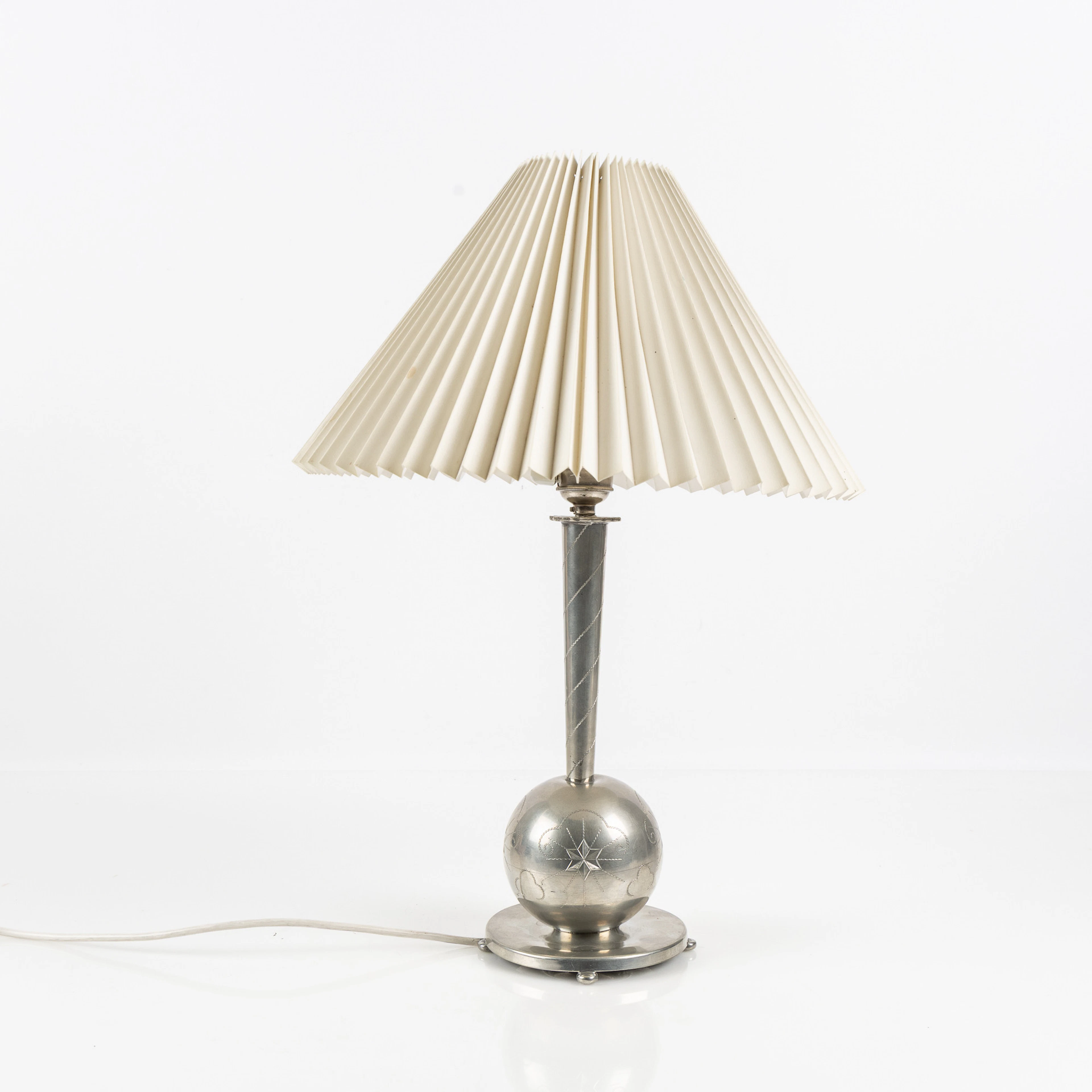 CELESTINE ANDERSSON. Bordslampa, tenn, Swedish Grace, 1930.