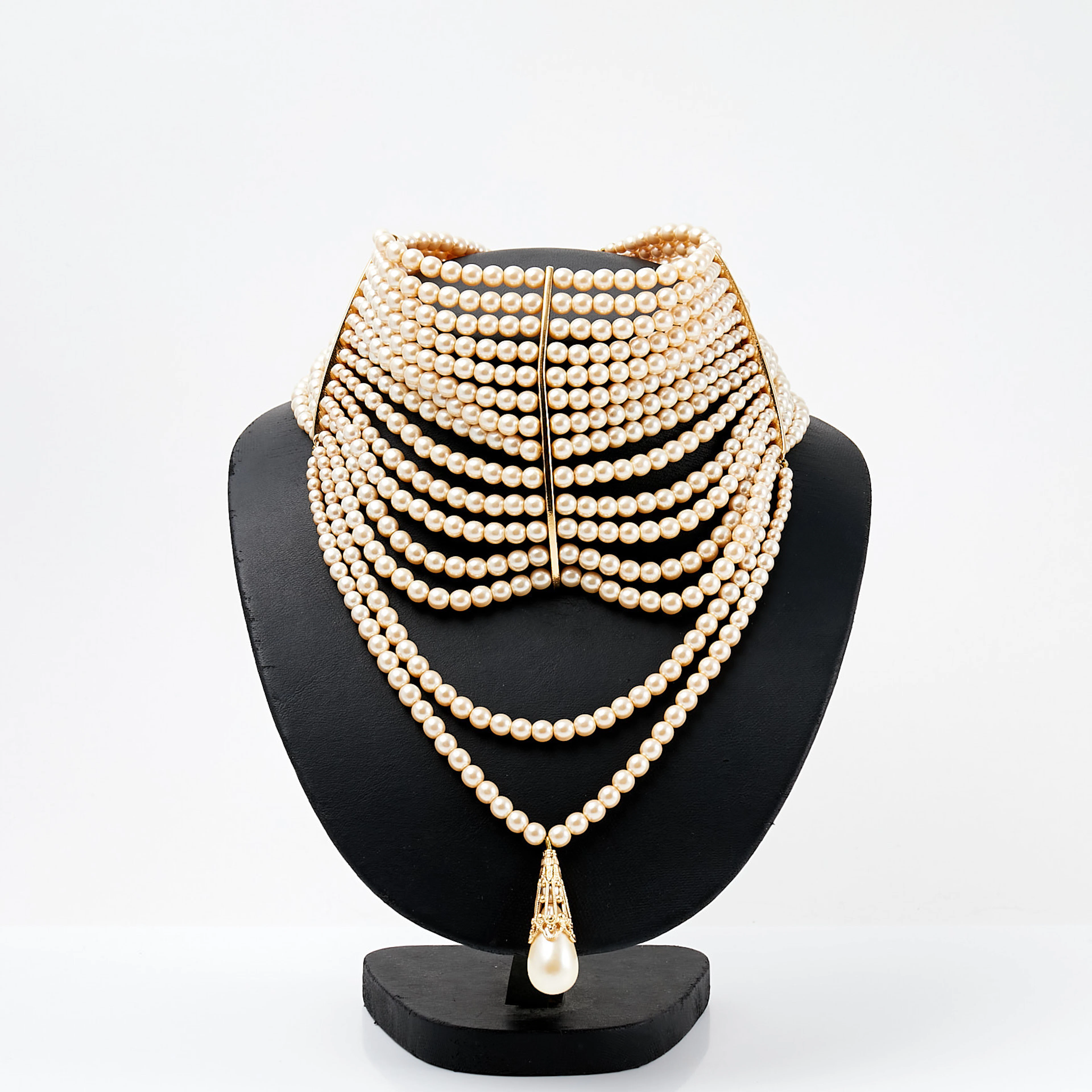 CHRISTIAN DIOR, "Maasai", choker, gulmetall, imitationspärlor, design