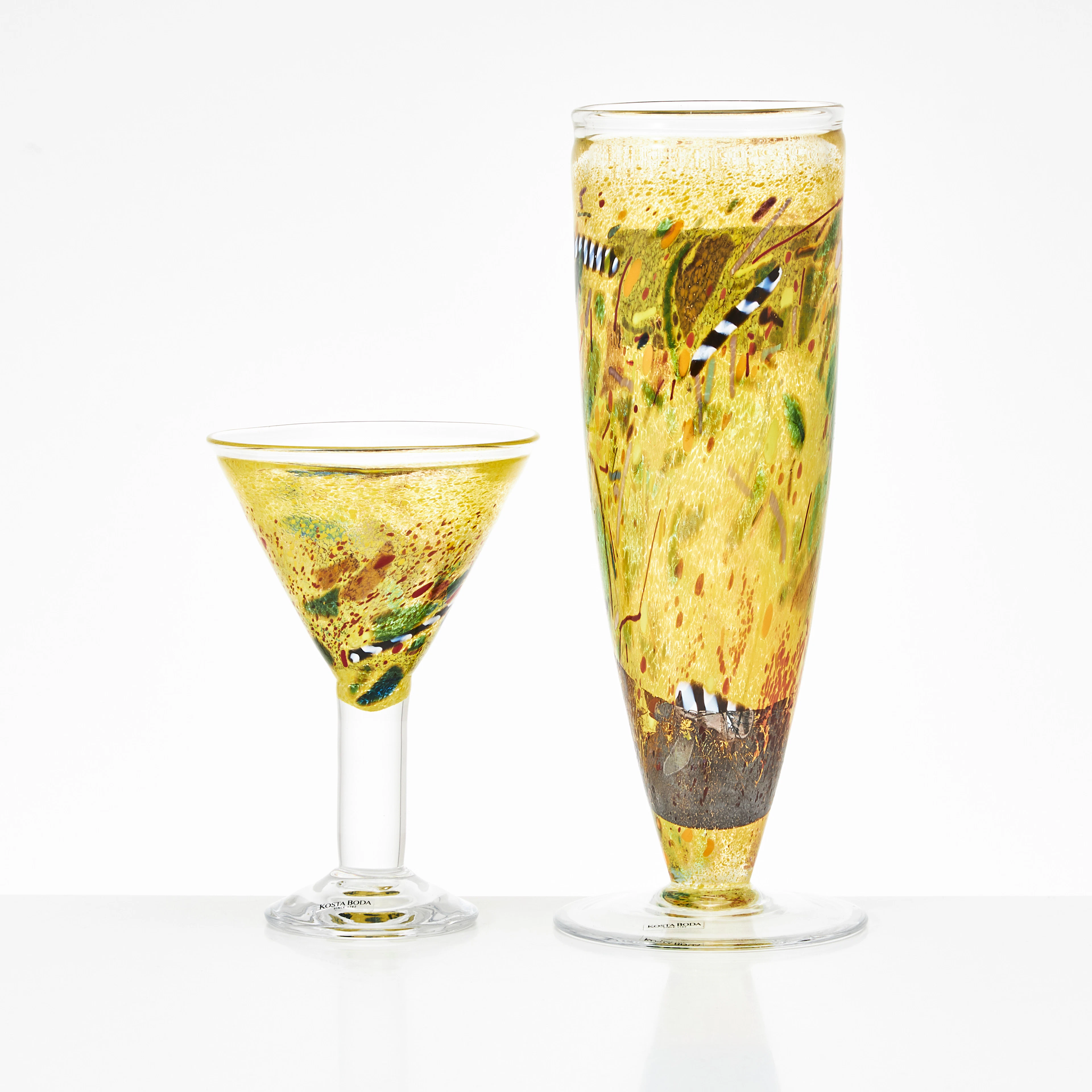 BERTIL VALLIEN. Pokal & vas, glas, "Satelit", Kosta boda, 1900-talets slut.