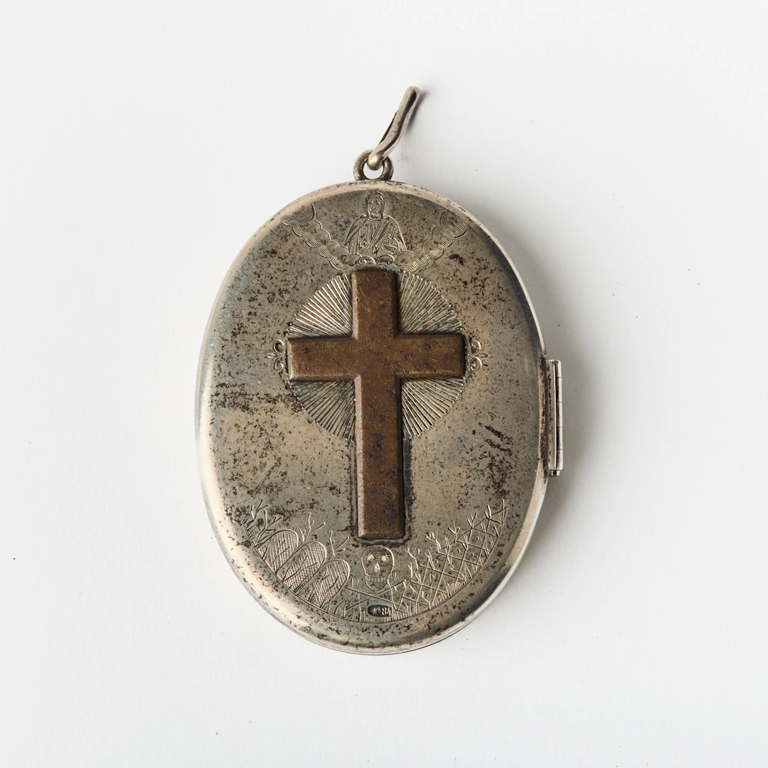 RESEIKON med ögla, silver, S:t Petersburg 1908-1917.