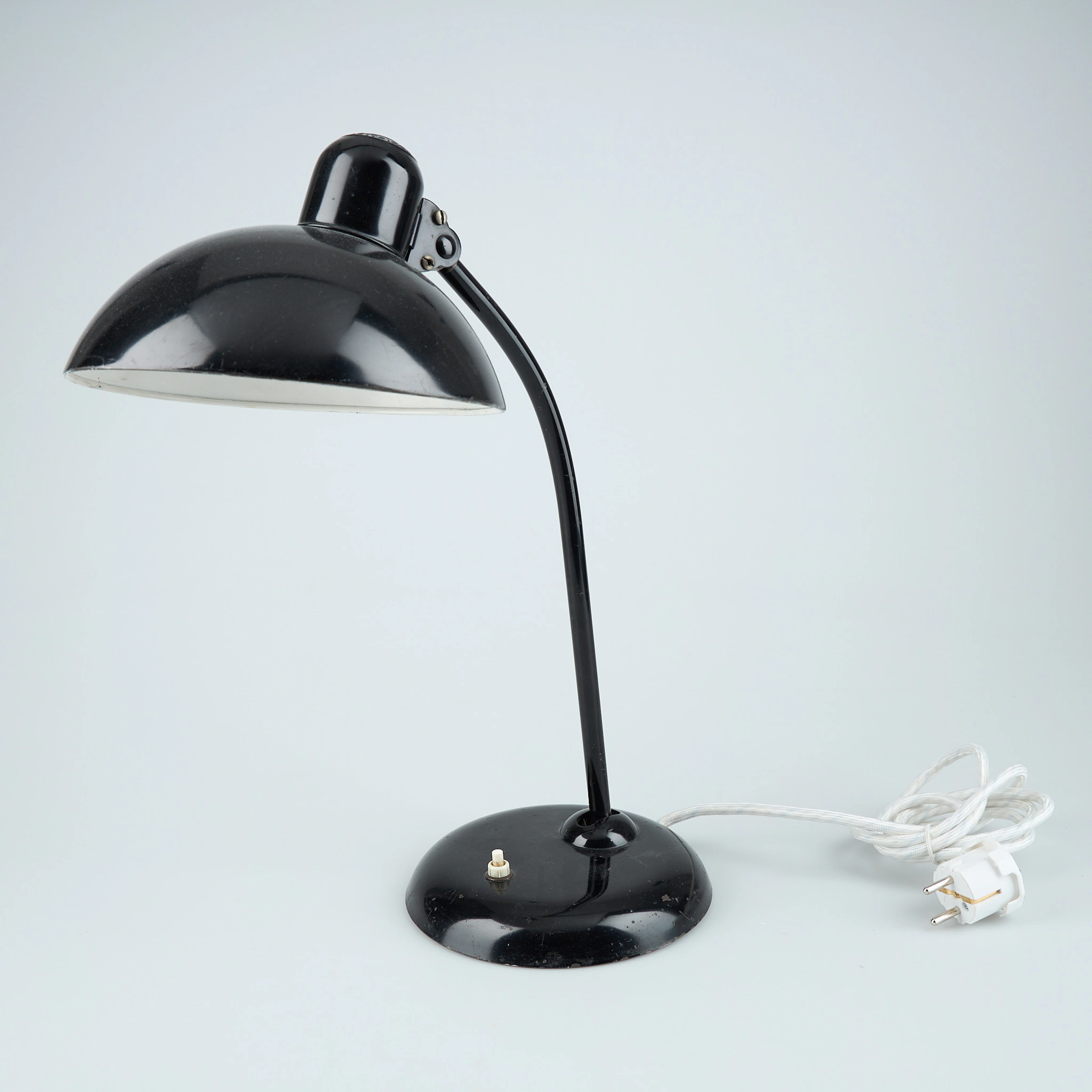 CHRISTIAN DELL. Bordslampa, modell 6556, Kaiser Idell, Tyskland, 1930-tal.