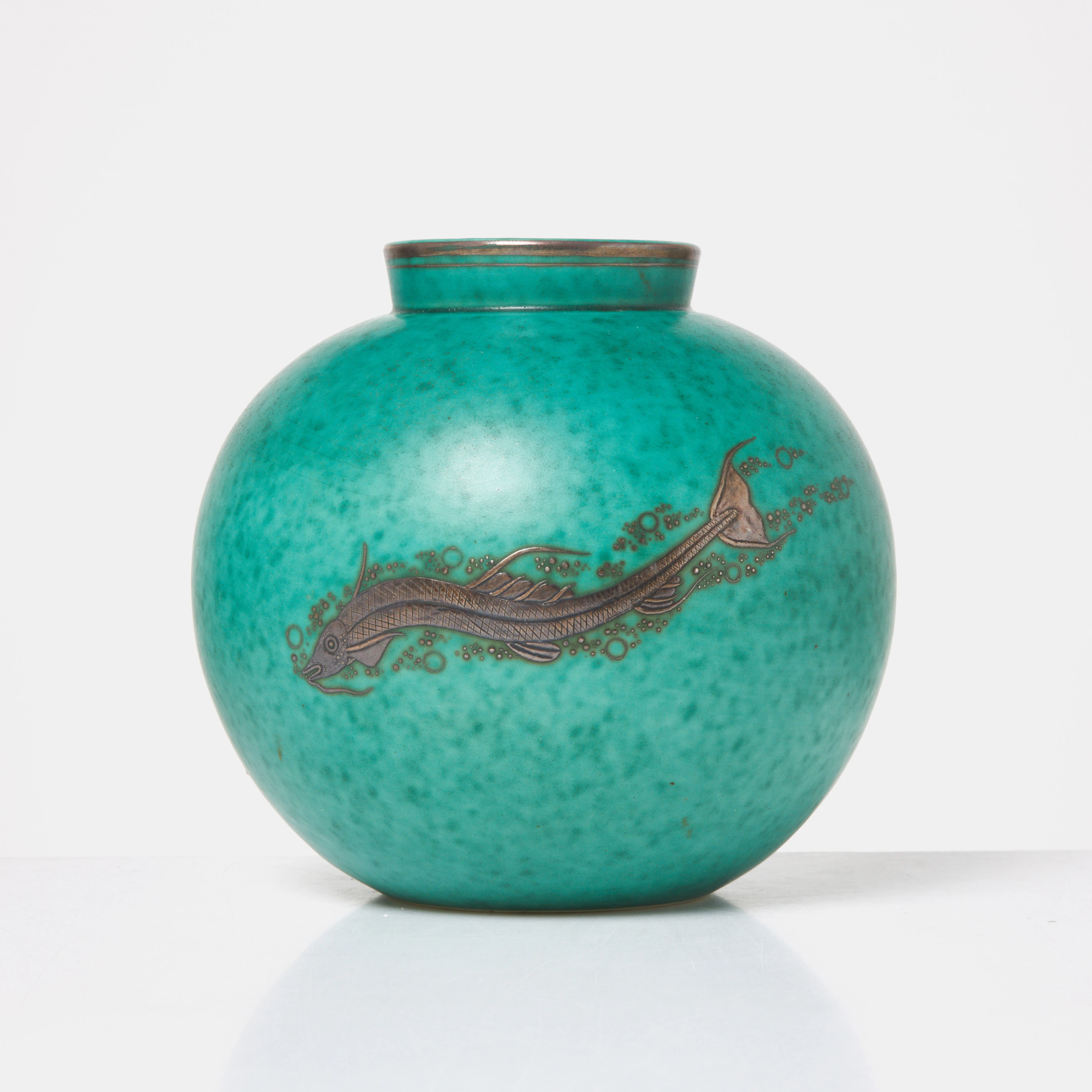 WILHELM KÅGE. klotvas, stengods, silverinlägg, "Argenta", Gustavsberg.