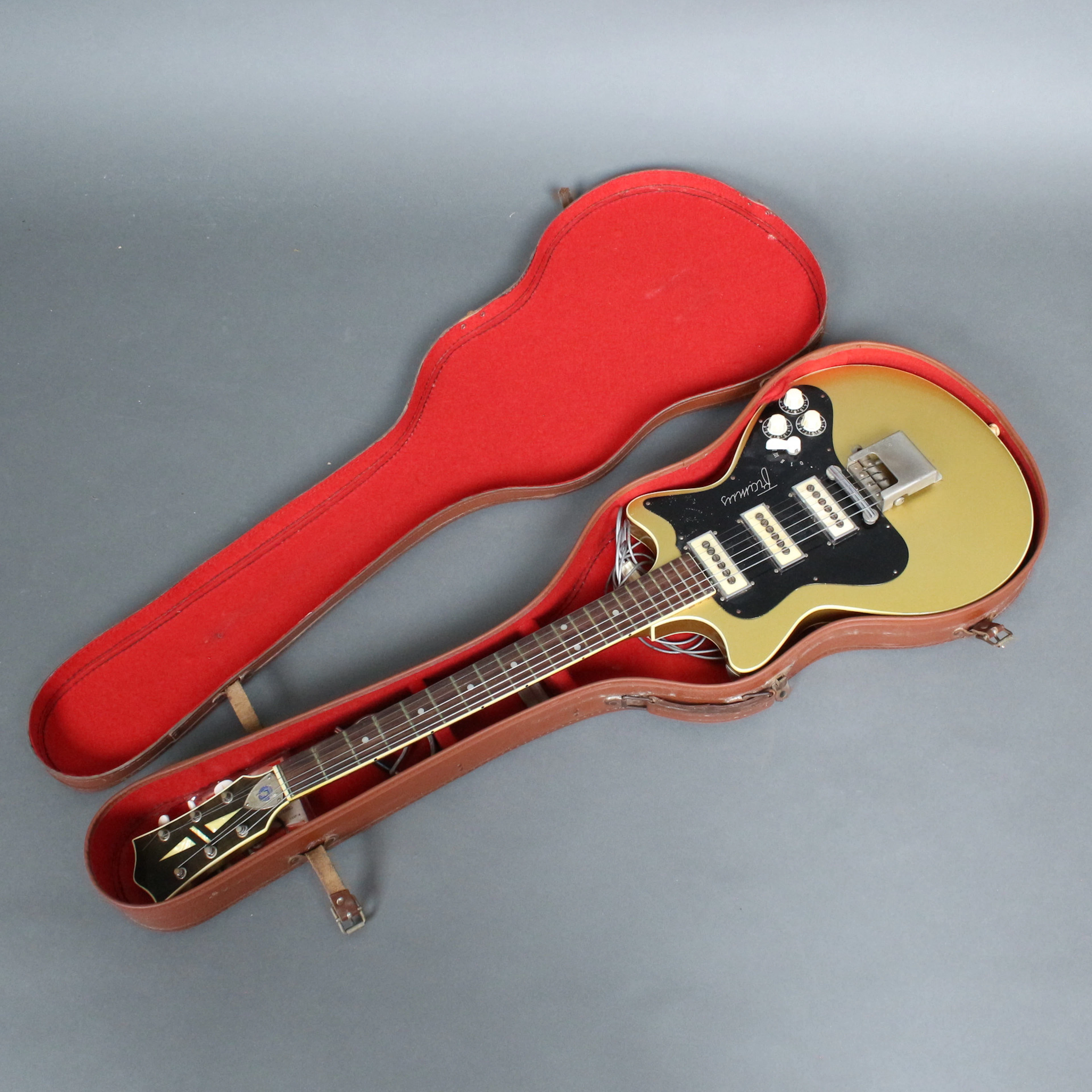FRAMUS. E-Gitarre in Hartschalenkoffer Modell5/132 Hollywood, 1960er