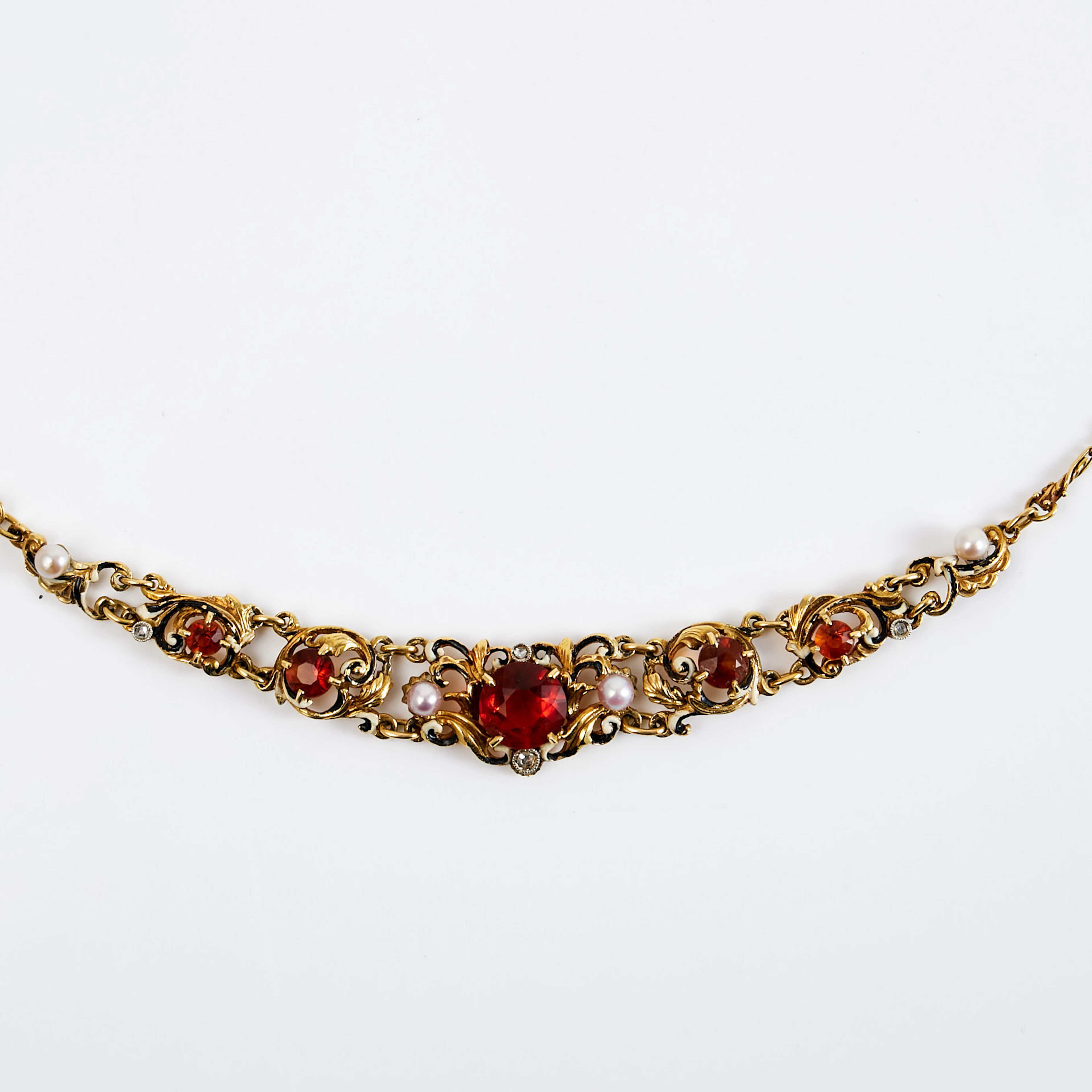 COLLIER, 18 k guld, tidigt 1900-tal, fasettslipade citriner, orientaliska