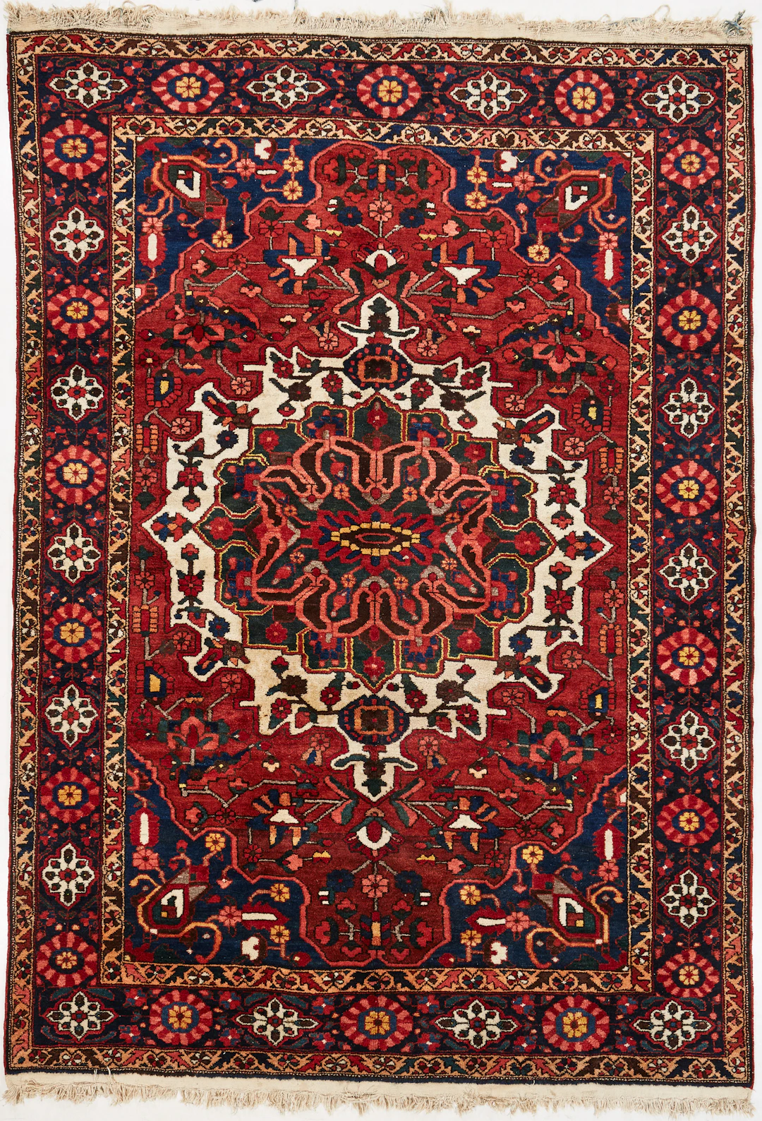 ORIENTMATTA, old Bakhtiari, ca 310x220 cm.