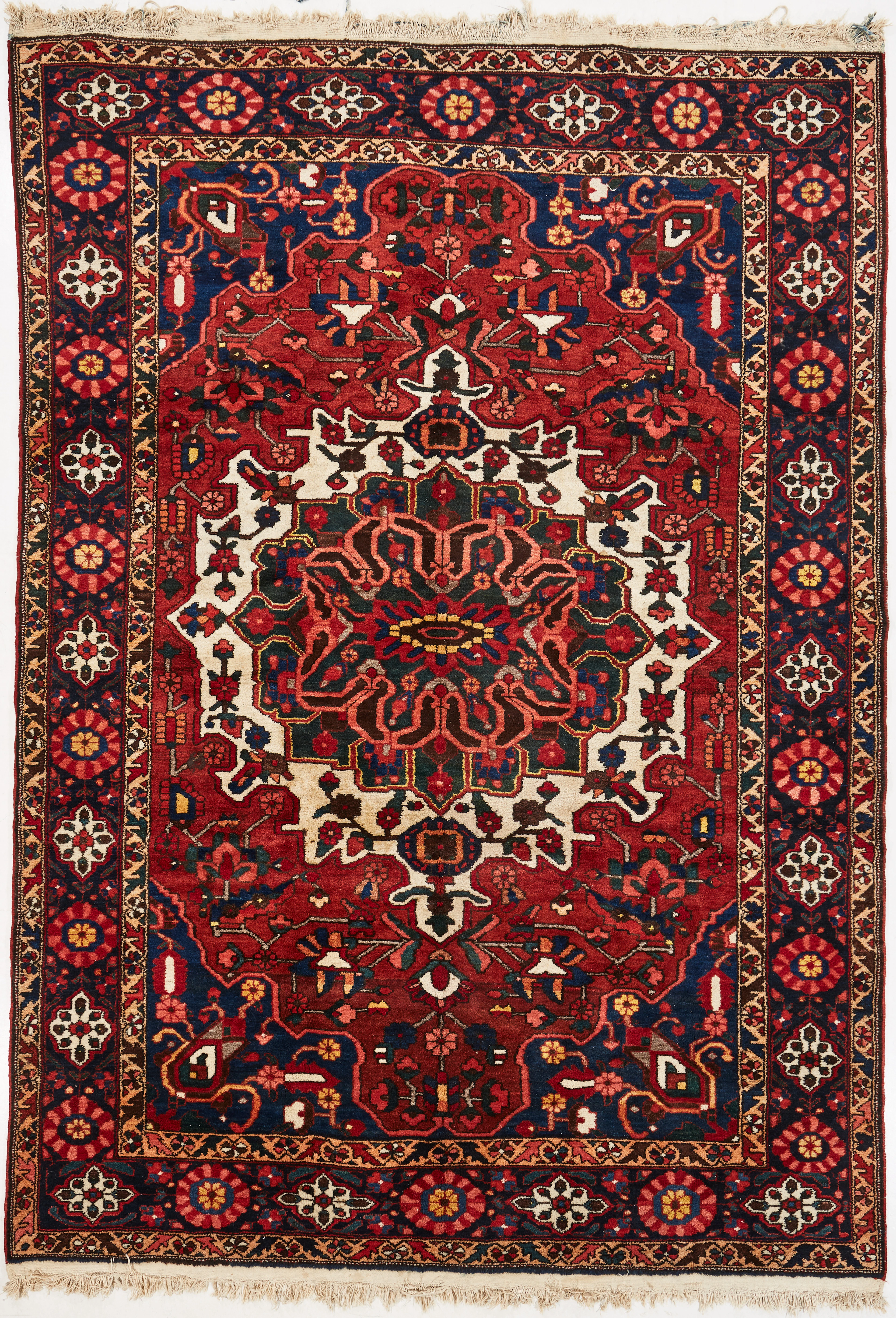 ORIENTMATTA, old Bakhtiari, ca 310x220 cm.