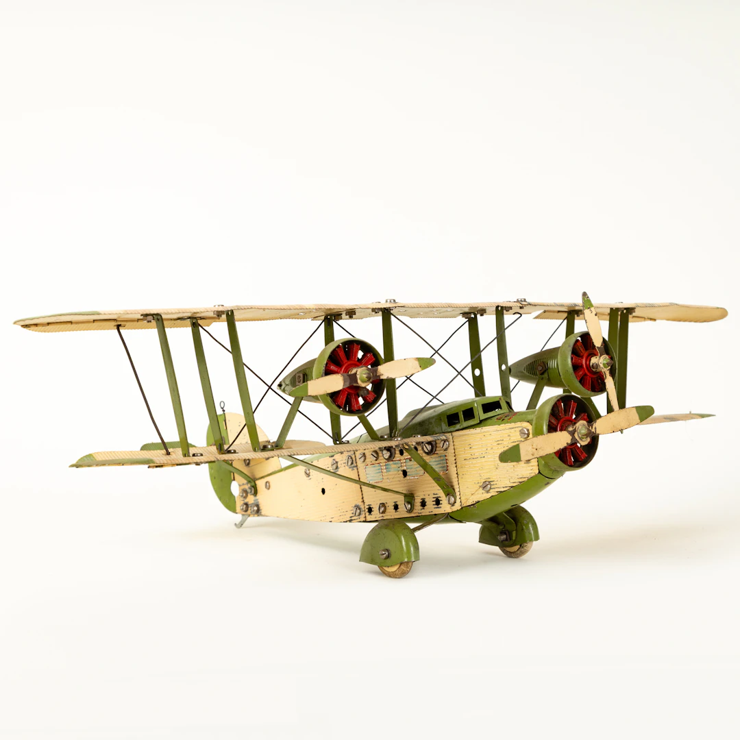 MECCANO. Doppeldecker-Flugzeug, Metallbaukasten, England 1930er/40er Jahre.